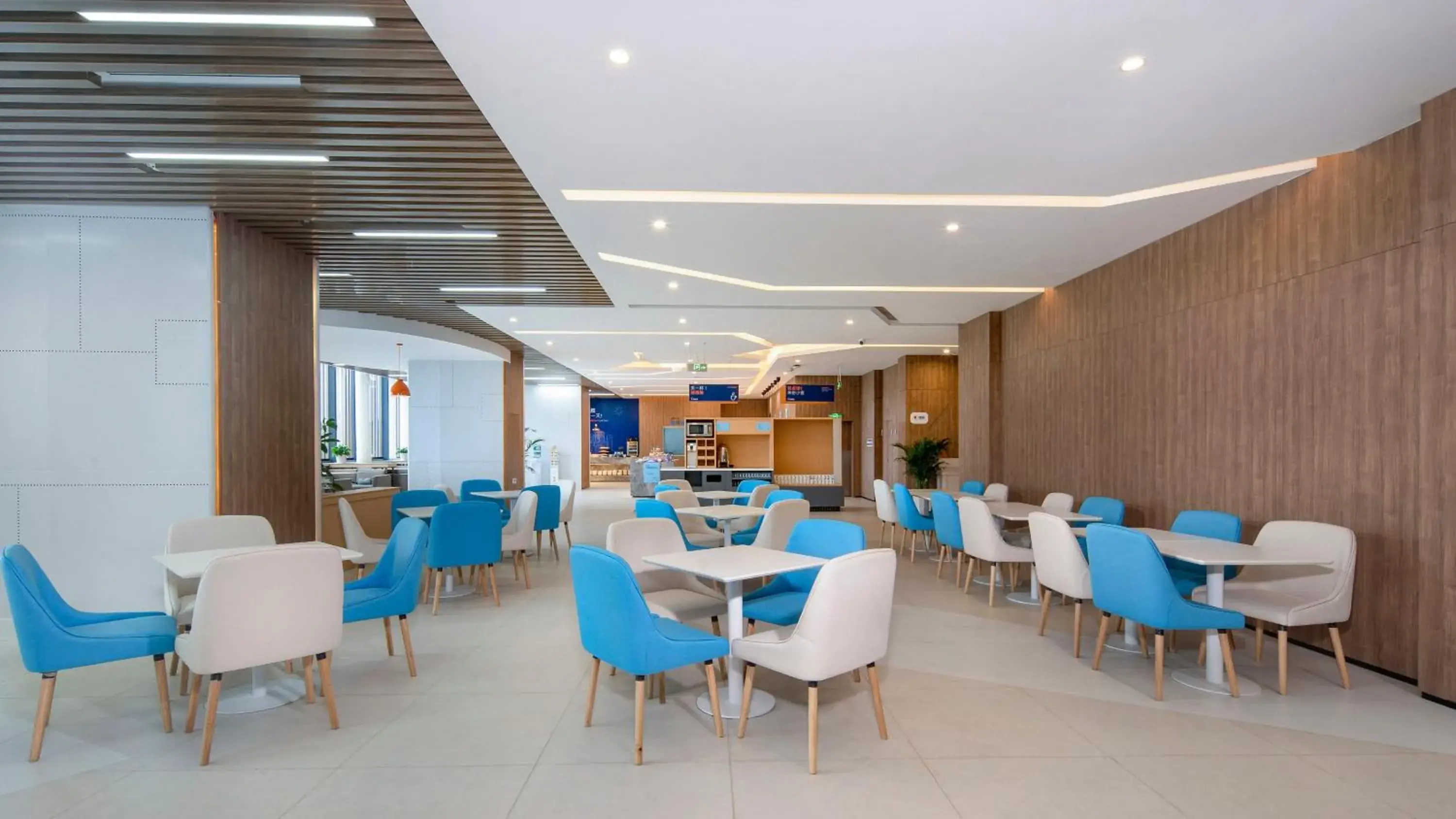 Restaurant/places to eat in Holiday Inn Express Chengdu Tianfu Airport Zone by IHG Restaurant/places to eat in Holiday Inn Express Chengdu Tianfu Airport Zone by IHG