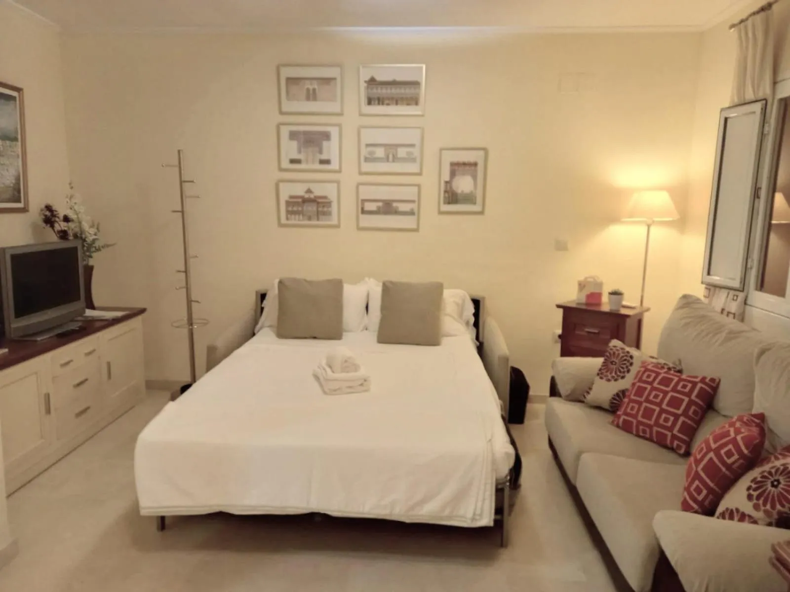 Lounge or bar, Bed in Apartamento sauceda 7