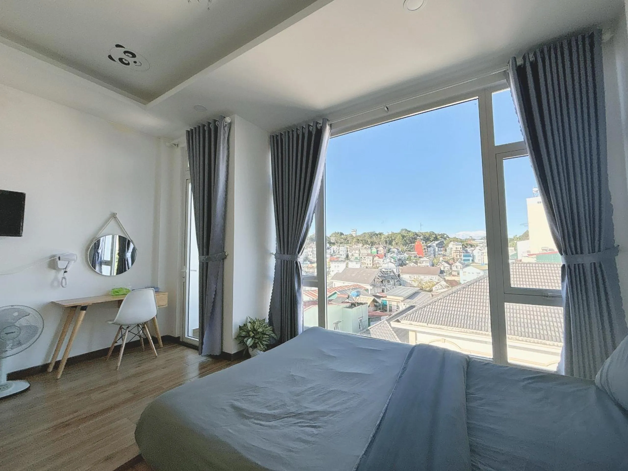 Bedroom, Bed in Duy Thanh hotel