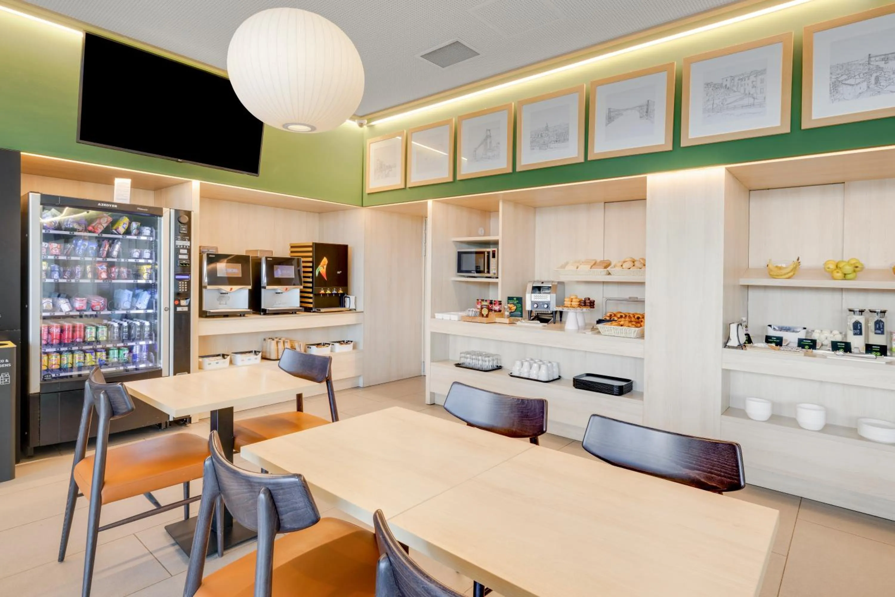 B&B HOTEL Famalicão