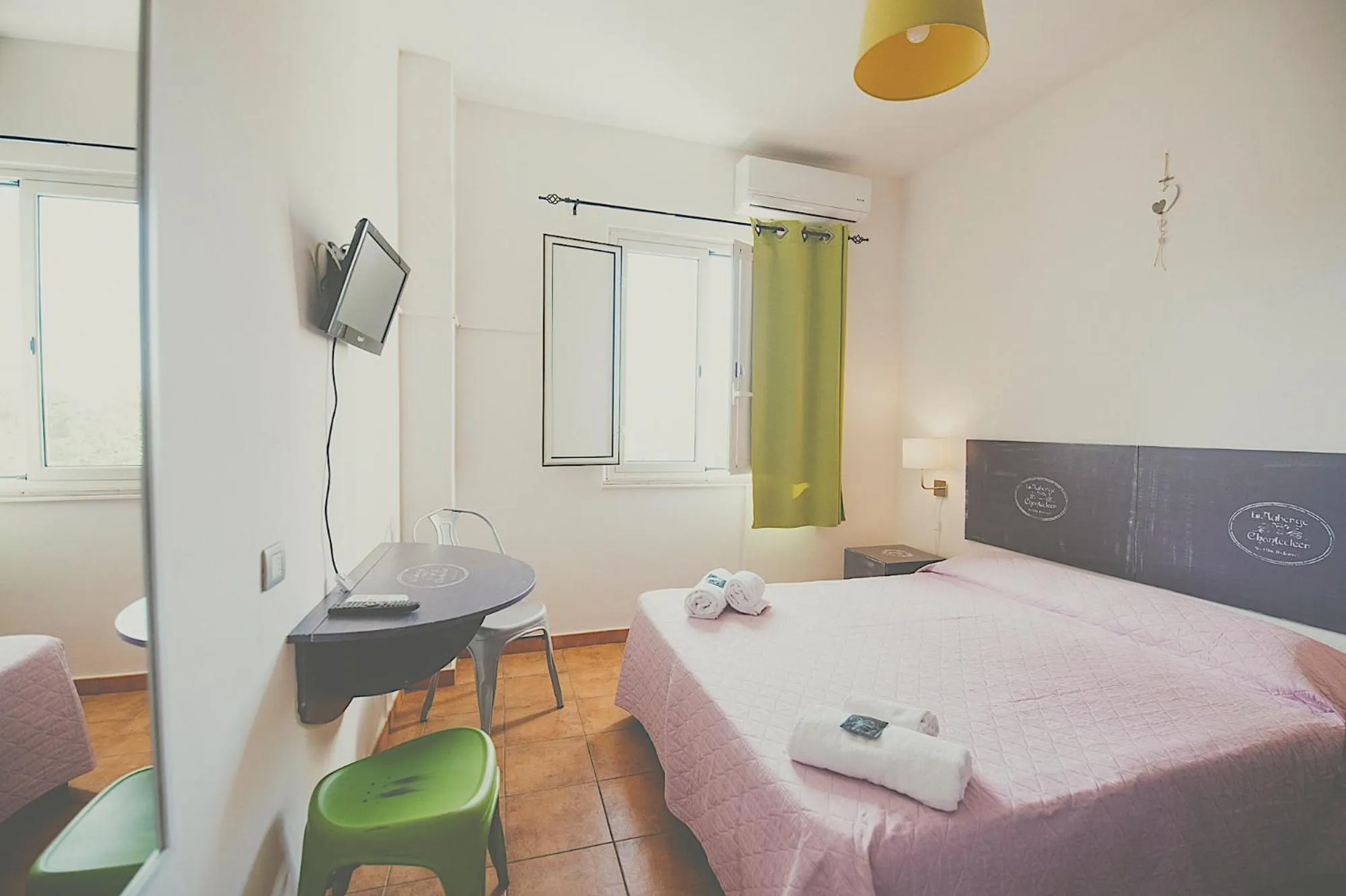 Photo of the whole room, Bed in Villa Scilla e Cariddi