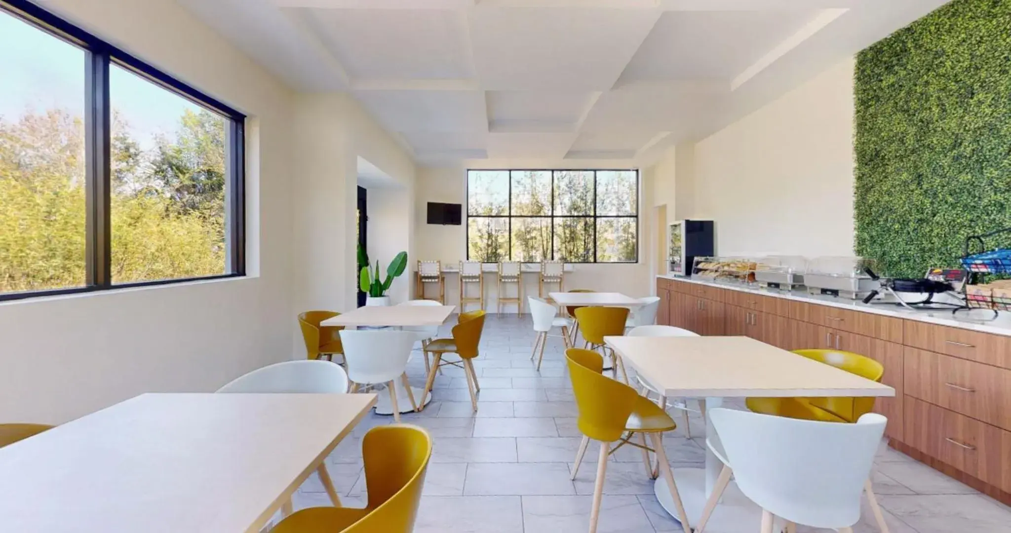 Breakfast in Park Royal Orlando Breakfast in Park Royal Orlando