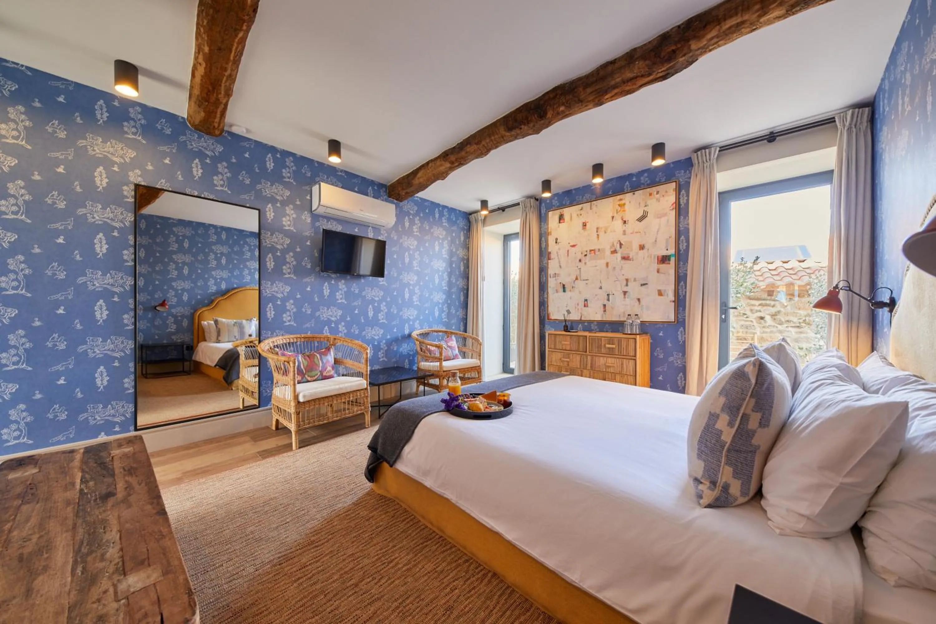 Bed in THE PINTA Boutique