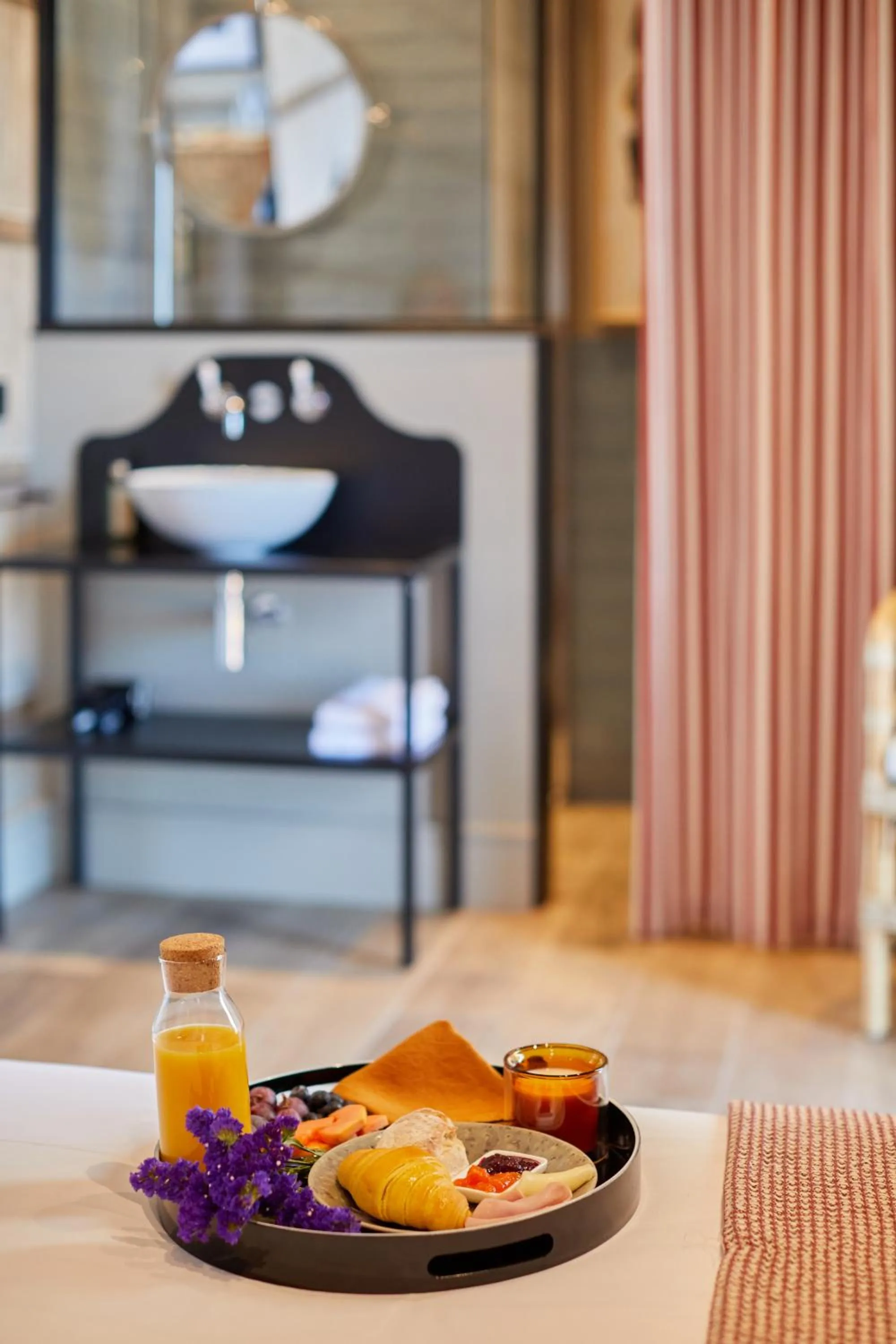 Bed in THE PINTA Boutique