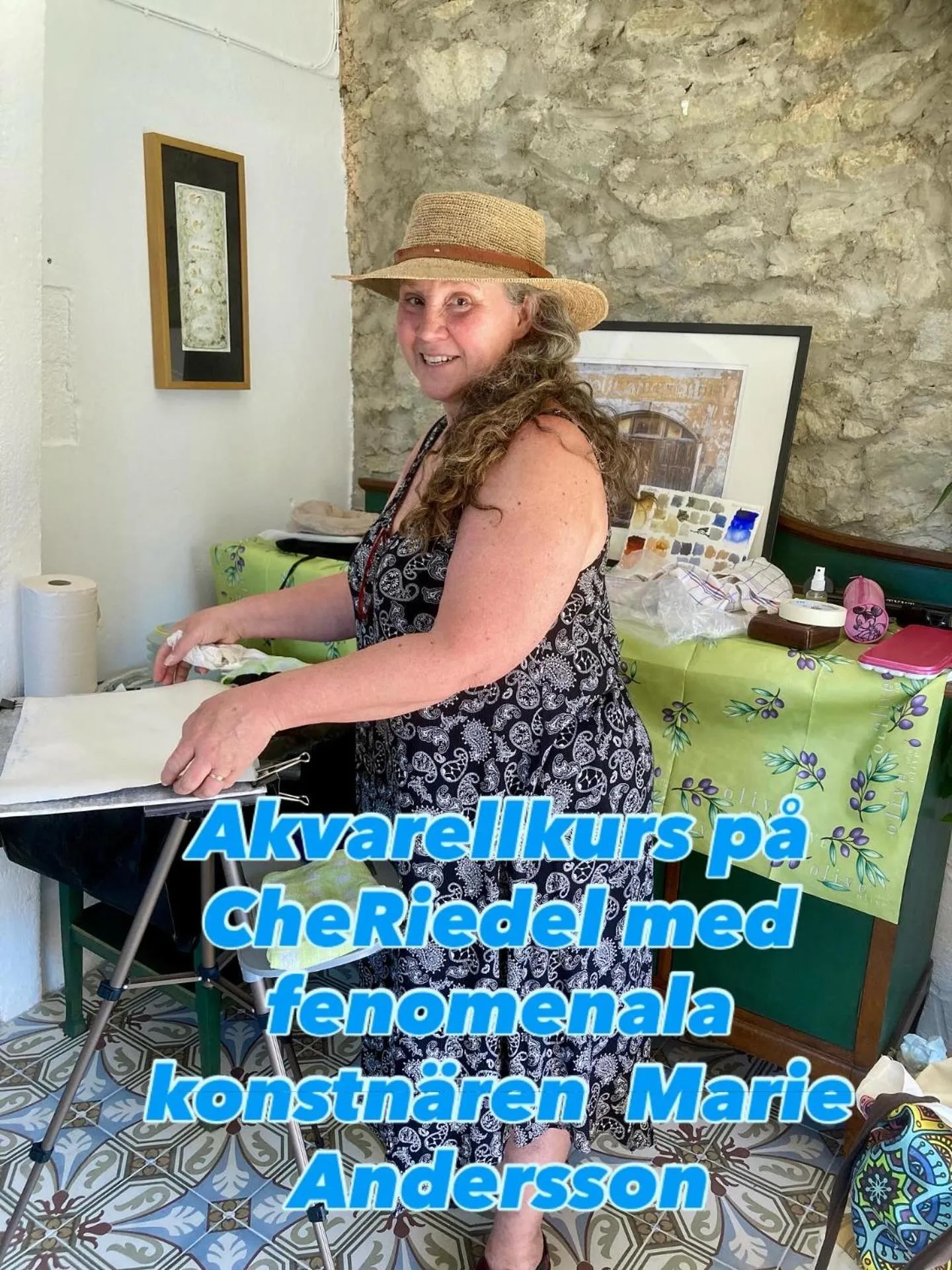 Property building in CheRiedel Bed & Breakfast & Art Gallery