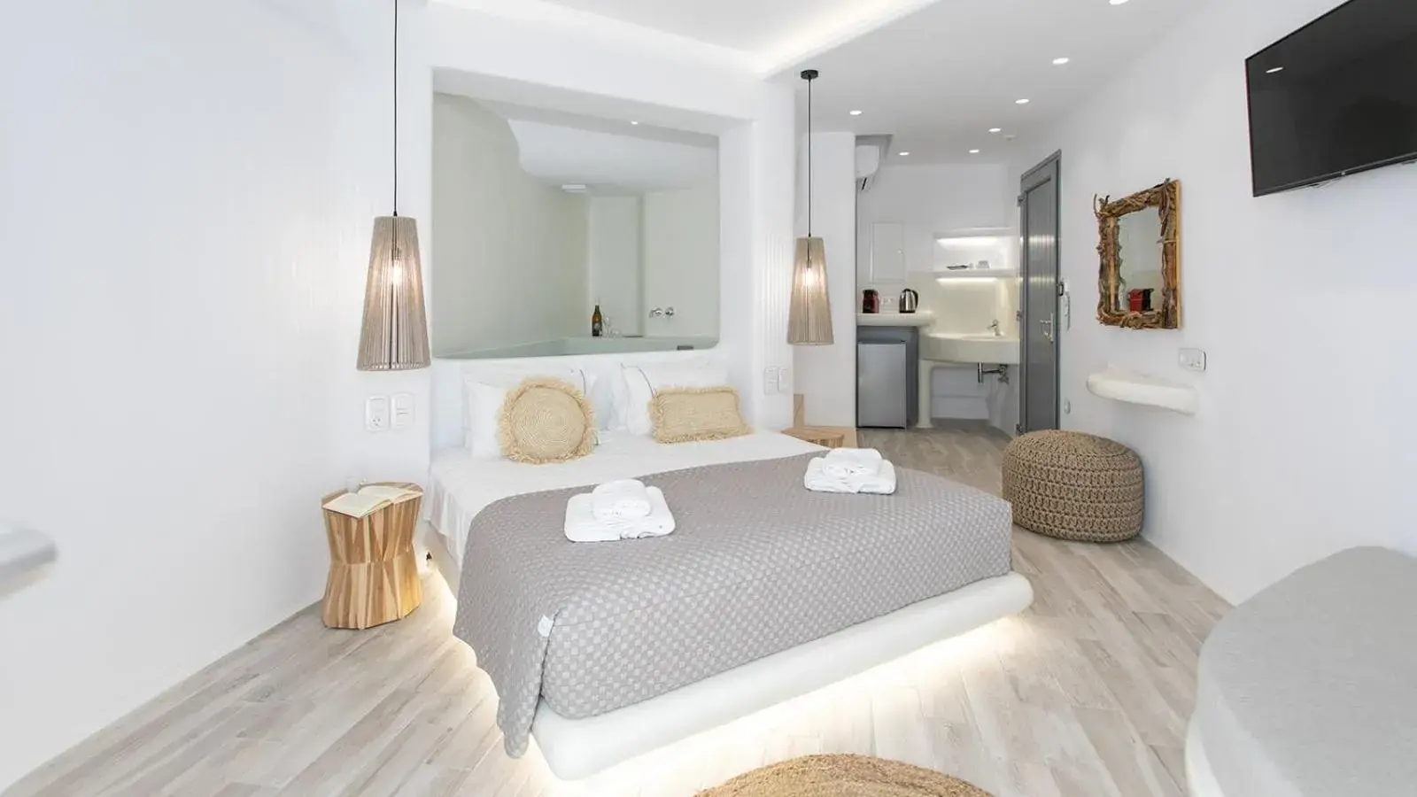 Deluxe Room in Majestique of Naxos Deluxe Room in Majestique of Naxos