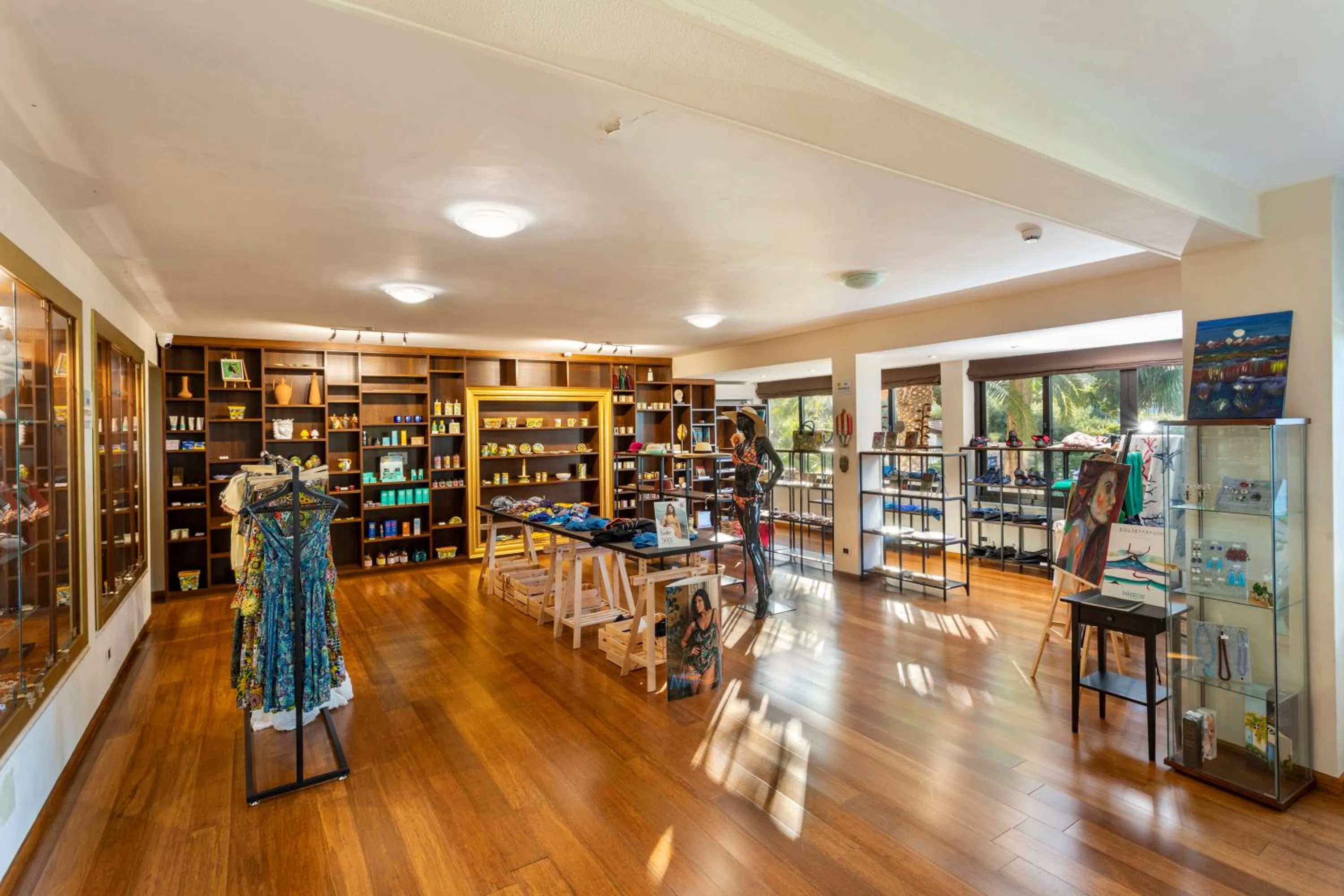 Shopping Area in Hotel Kalura