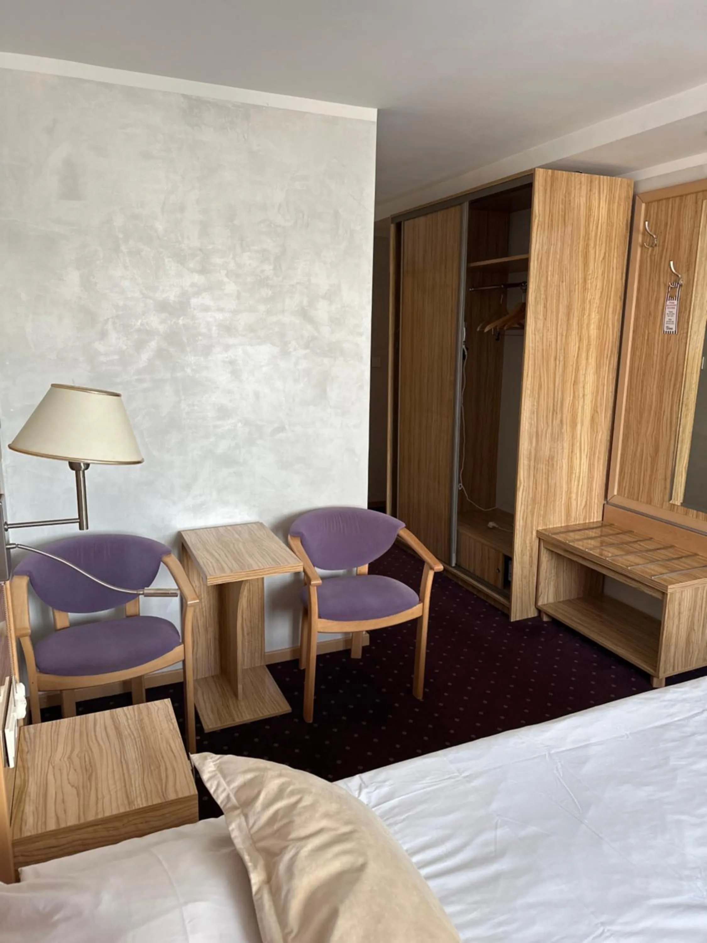 Bed in Diament i Brylant