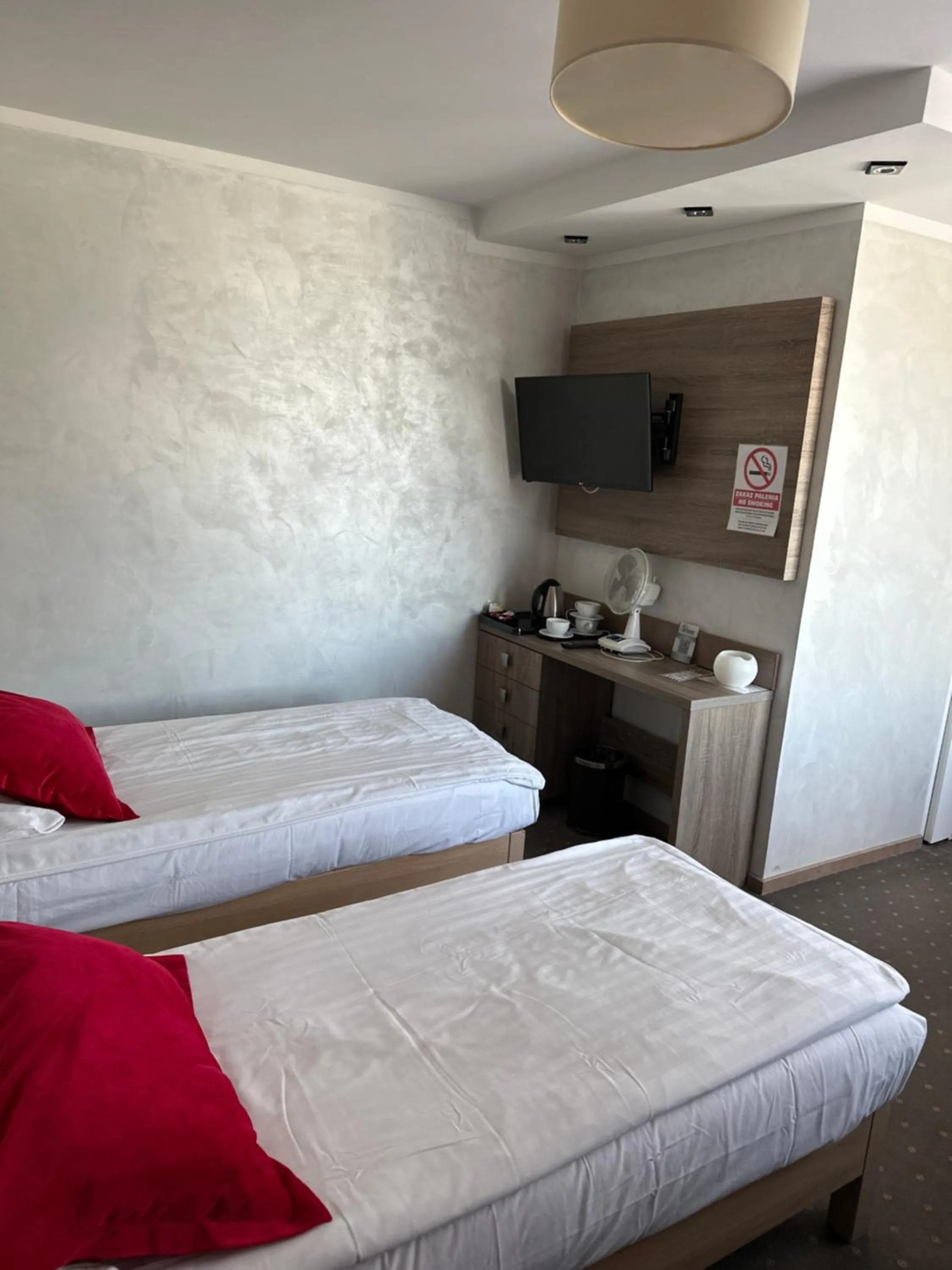 Bed in Diament i Brylant