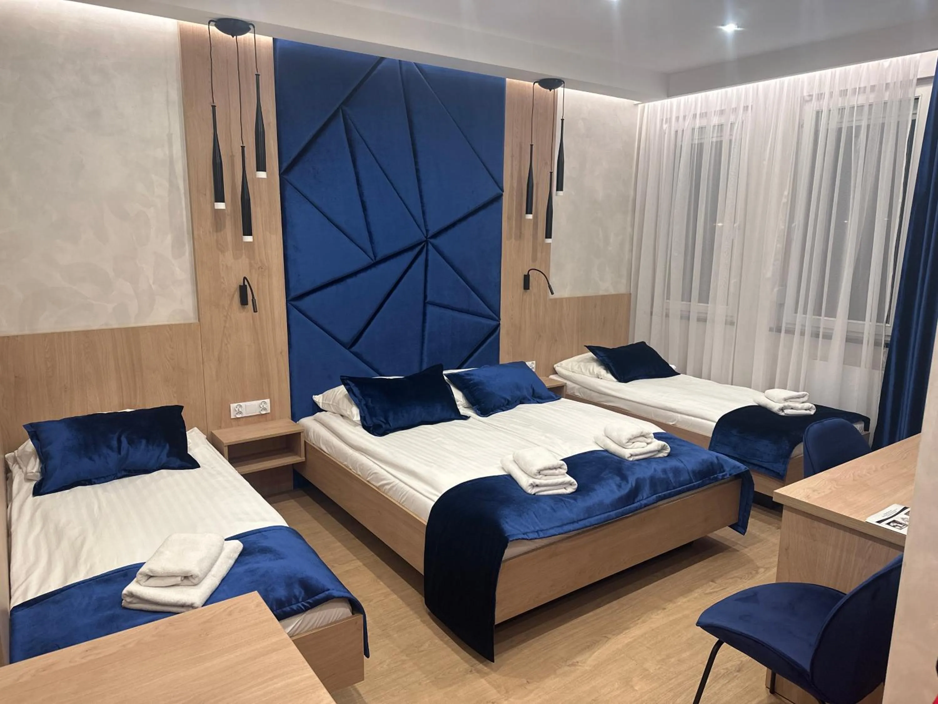 Bed in Diament i Brylant