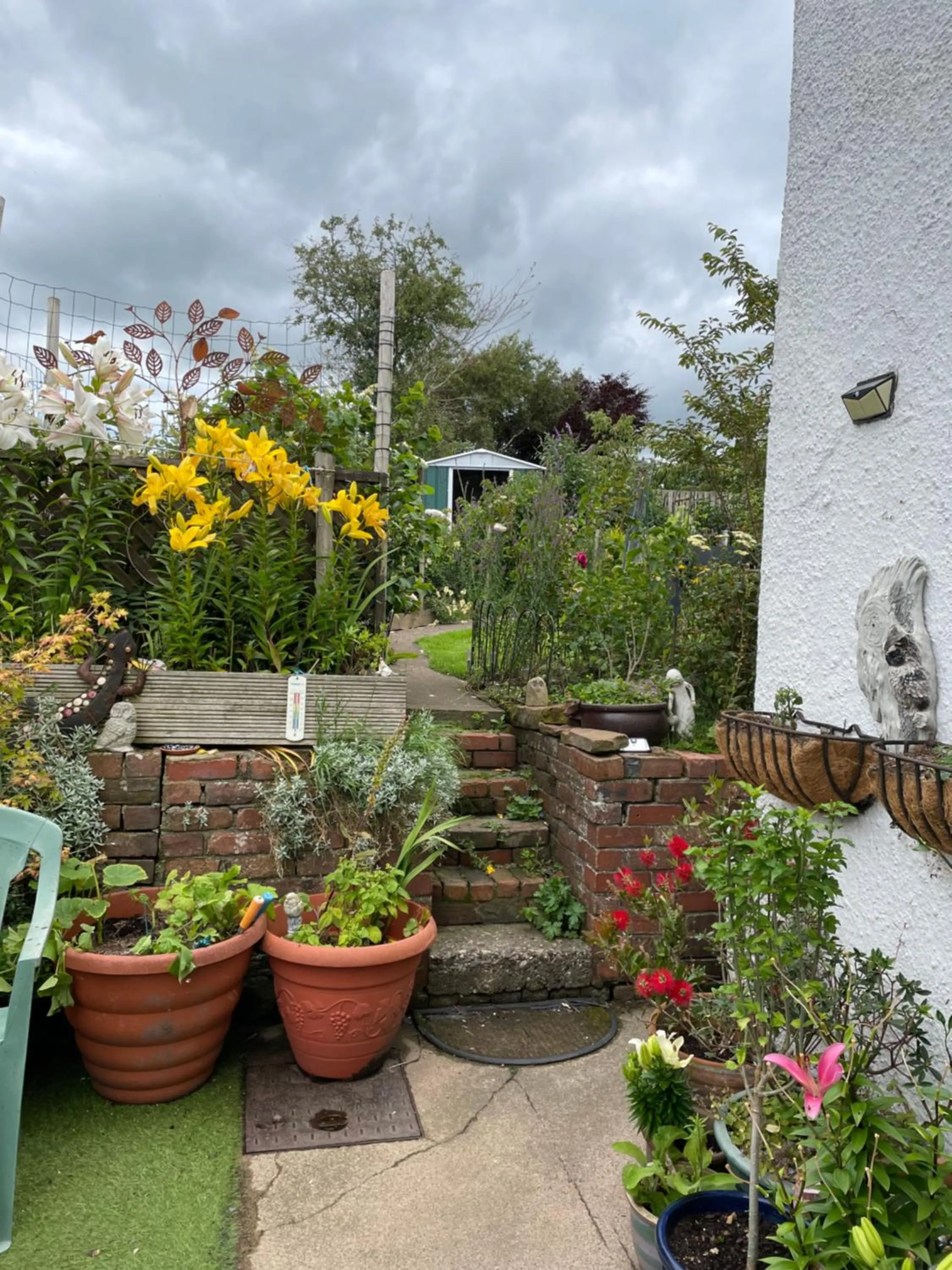 Inner courtyard view in Dale View bed & breakfast