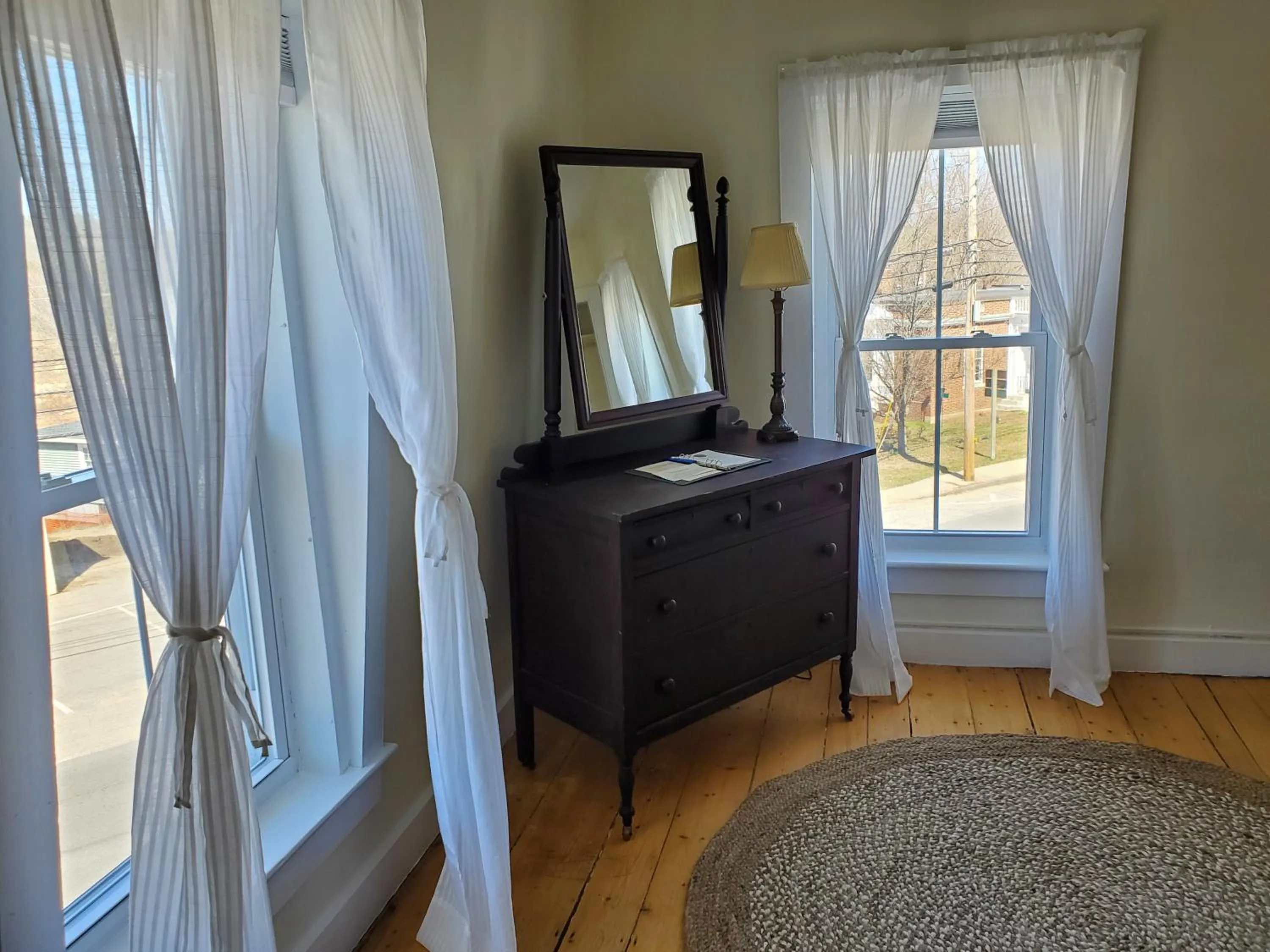 Bedroom in The Cornish Inn