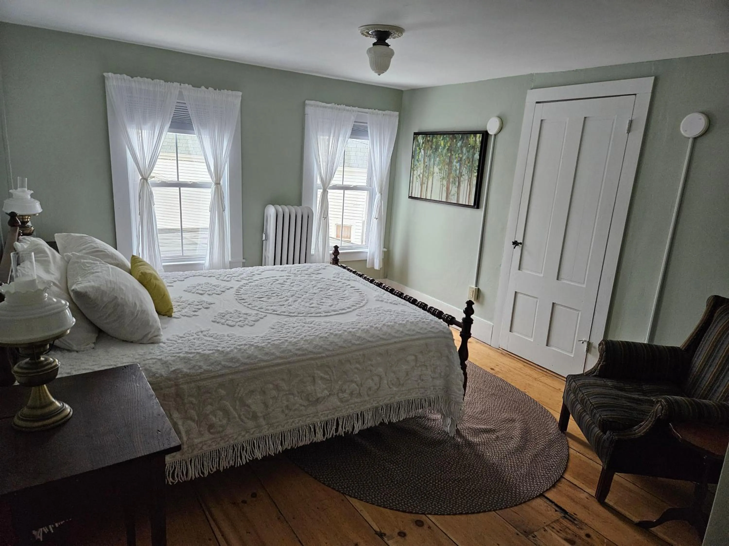 Bedroom in The Cornish Inn