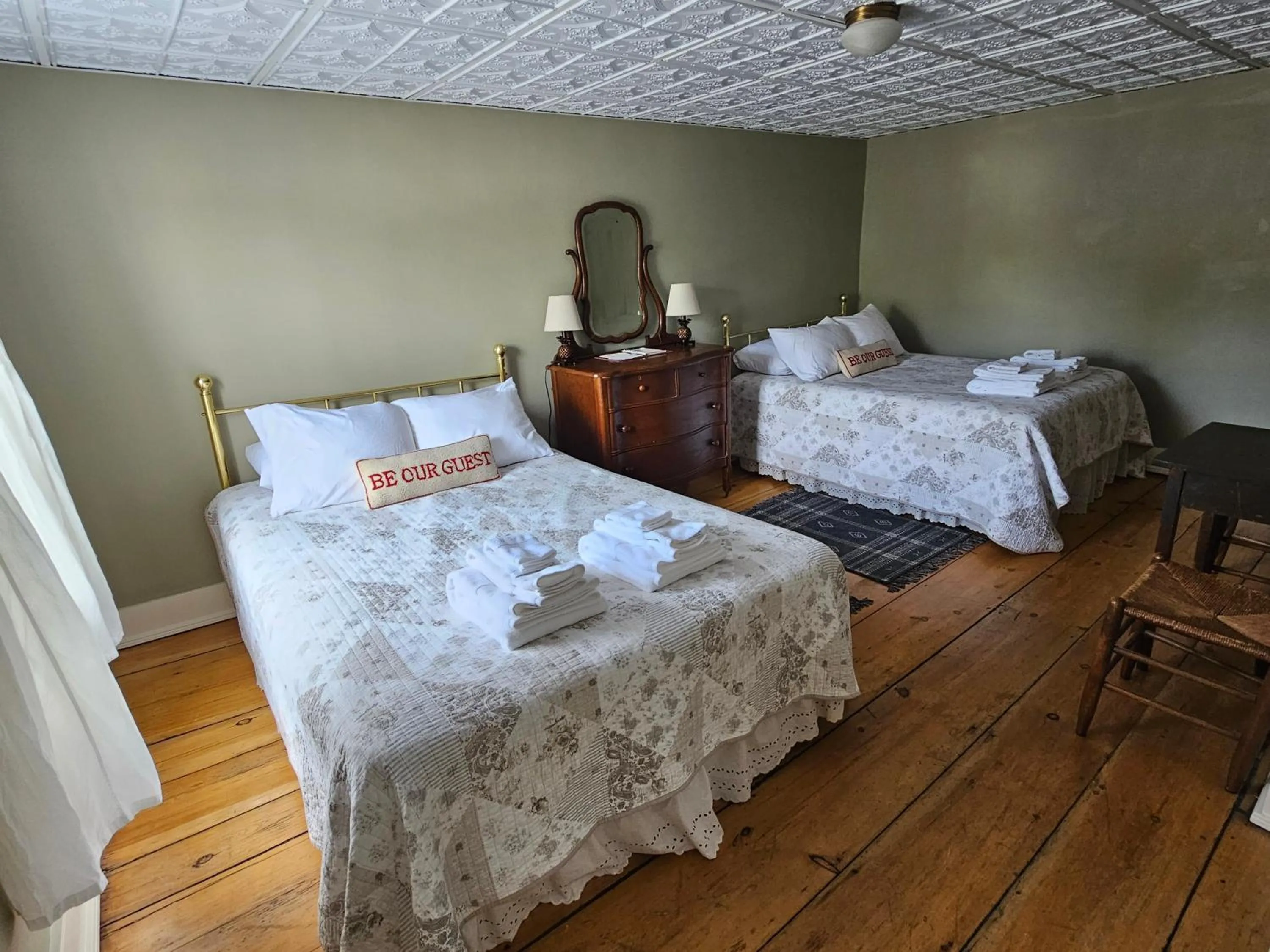 Bedroom in The Cornish Inn