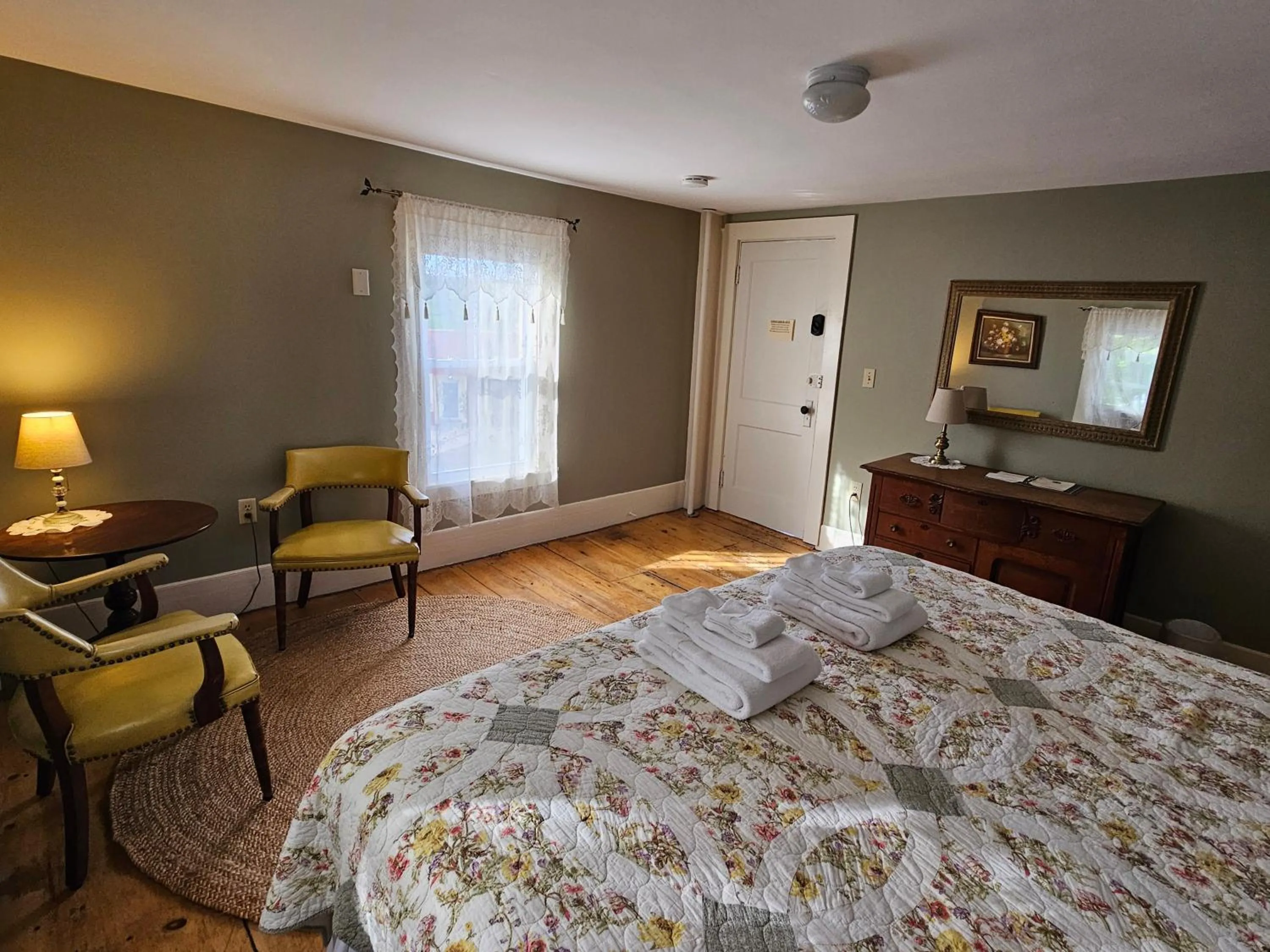 Bedroom in The Cornish Inn