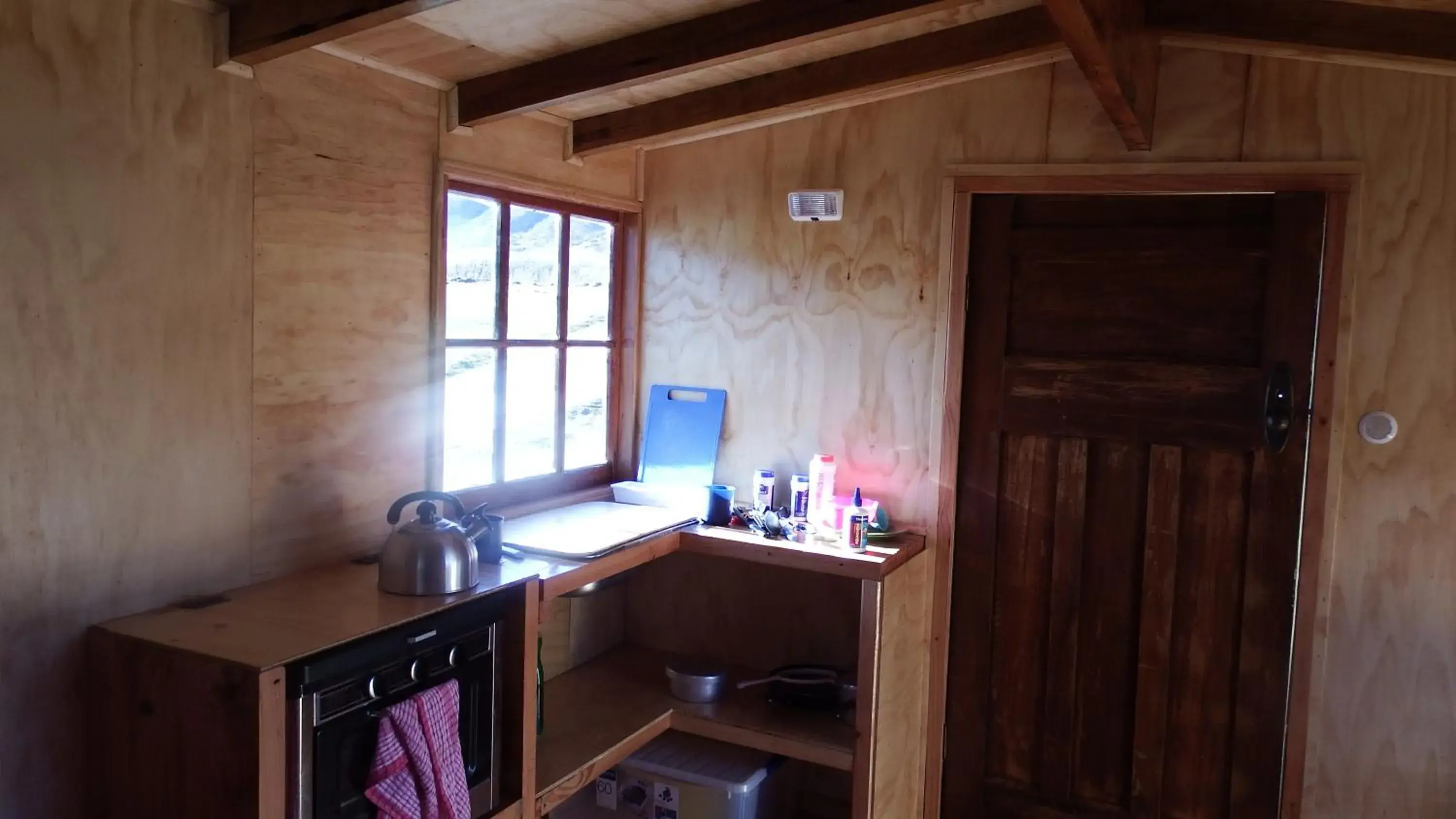 Kitchen or kitchenette in Dunstan Downs High Country Sheep Station Kitchen or kitchenette in Dunstan Downs High Country Sheep Station