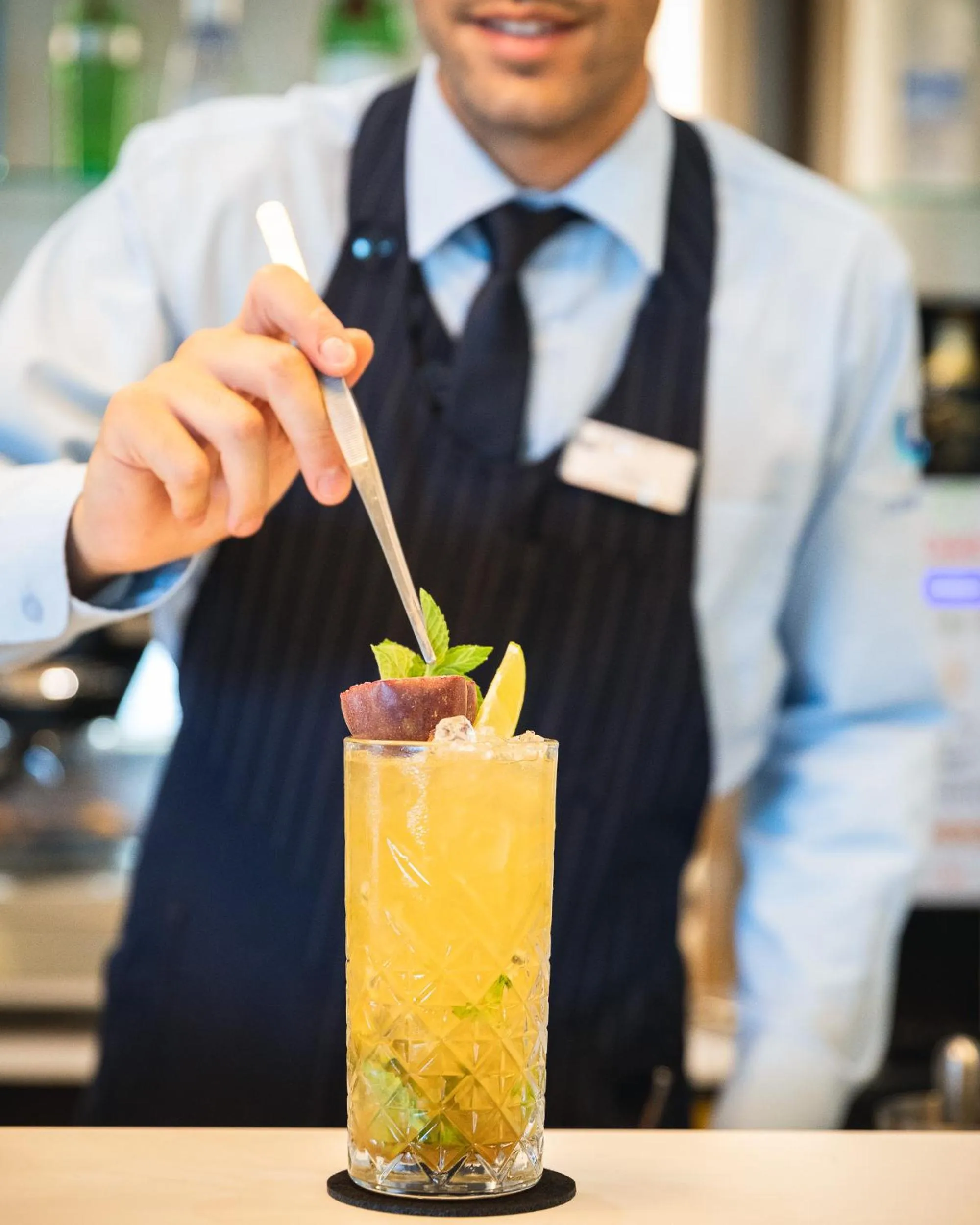 Lounge or bar in Lu' Hotel Porto Pino