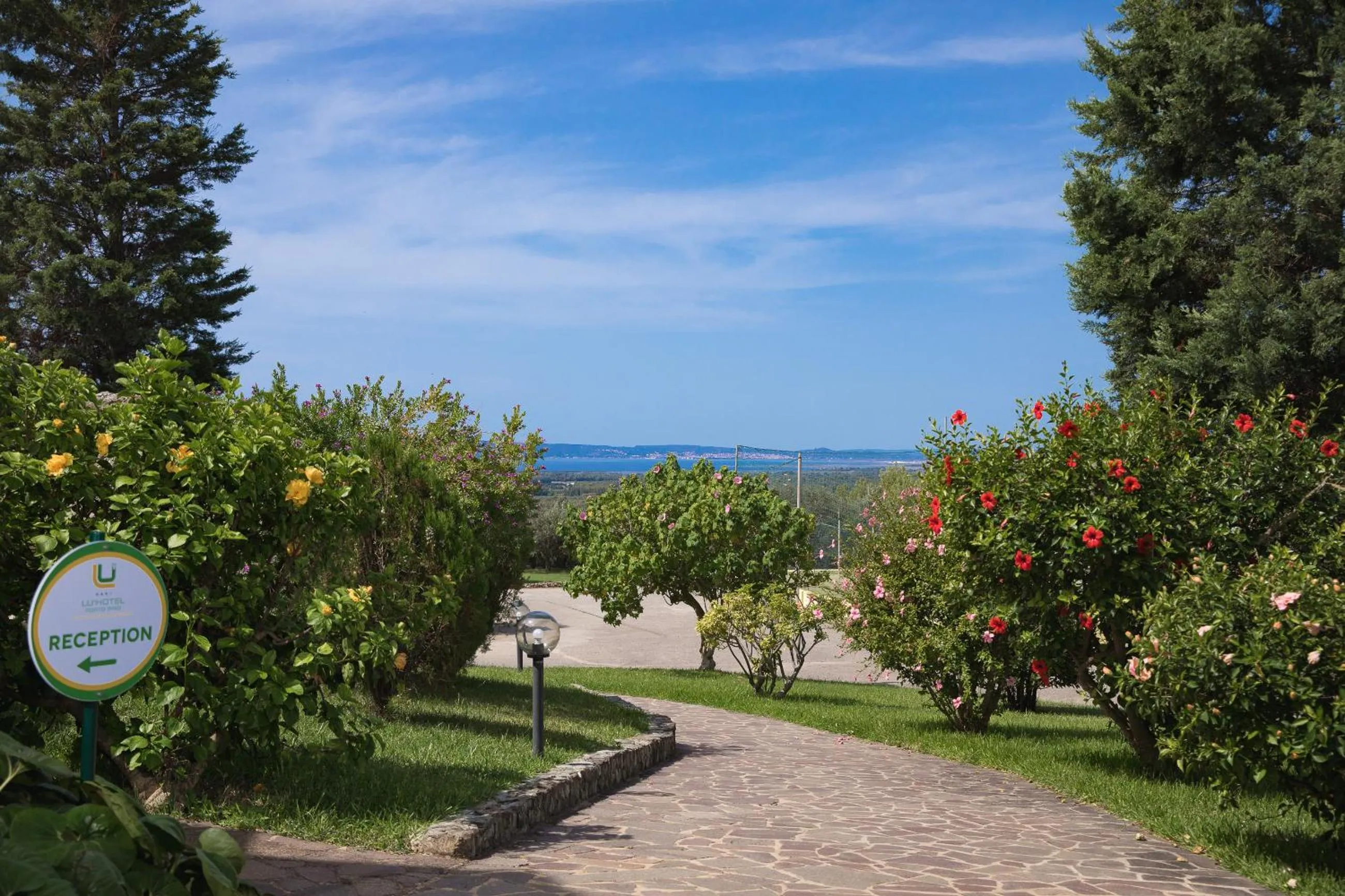 Garden in Lu' Hotel Porto Pino