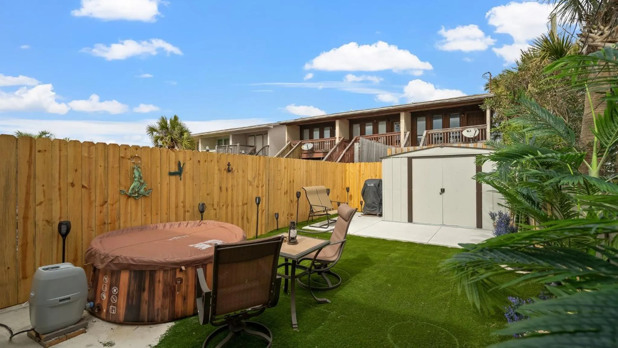 Hot Tub in Gulf View Beach Bungalow, Hot Tub, Dog-Friendly, Near Scooners, Near Beach