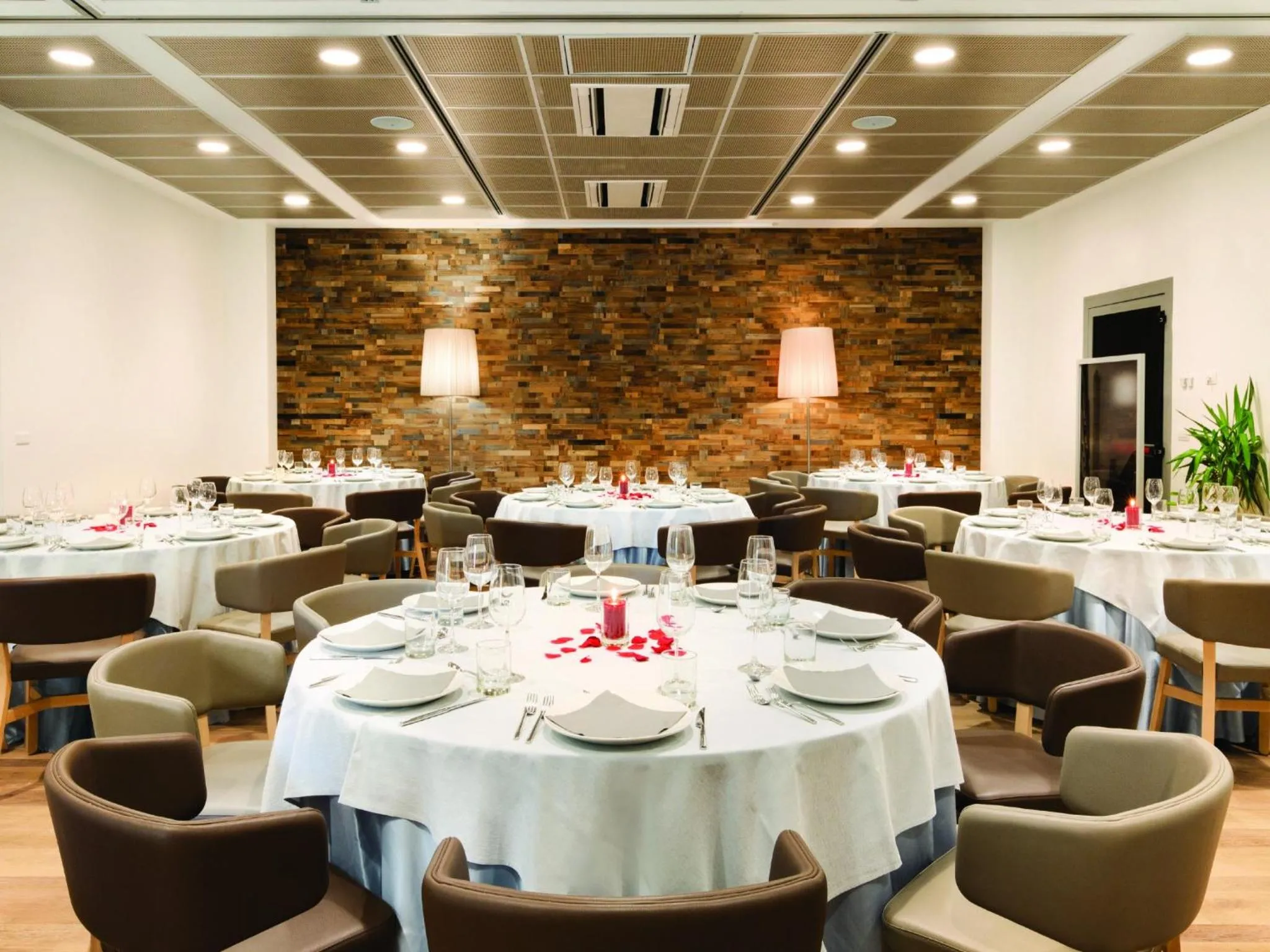 Restaurant/places to eat in Mitico Hotel & Natural Spa