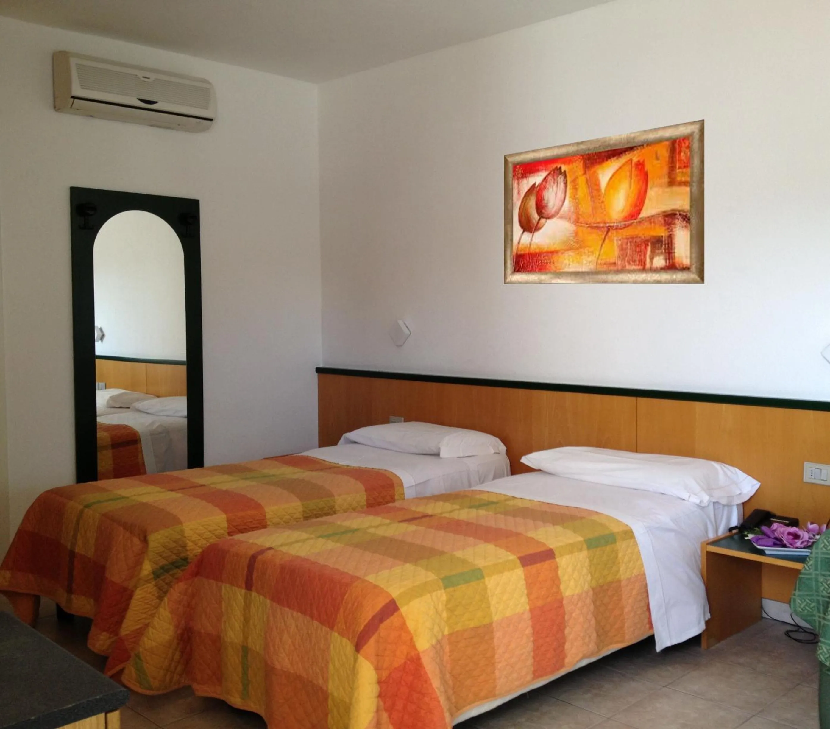 Bedroom, Bed in Hotel Ambrosio La Corte