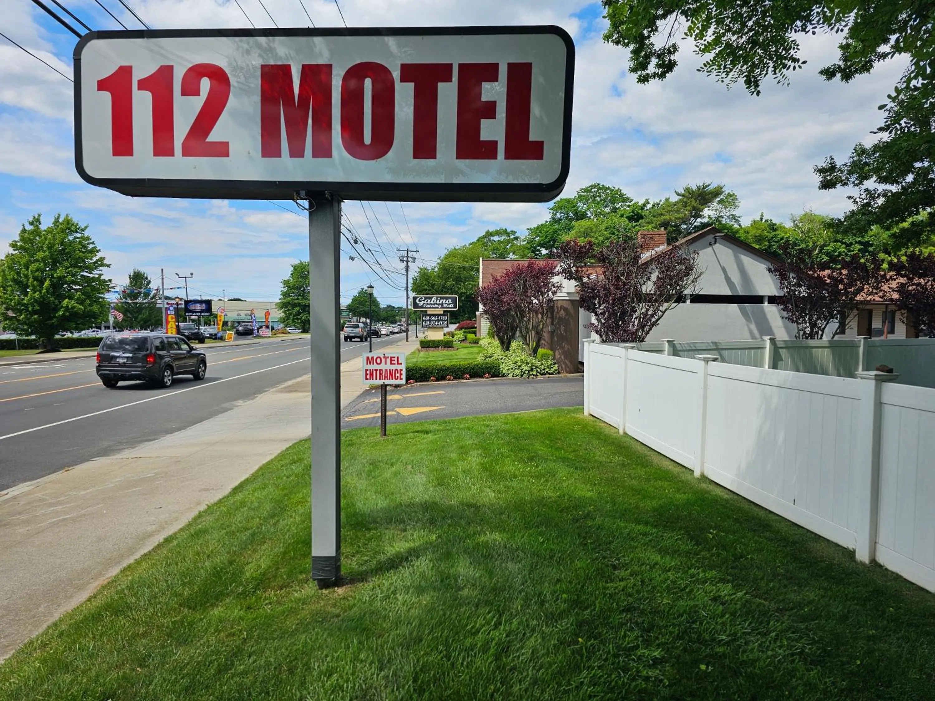 Property logo or sign in 112 Motel