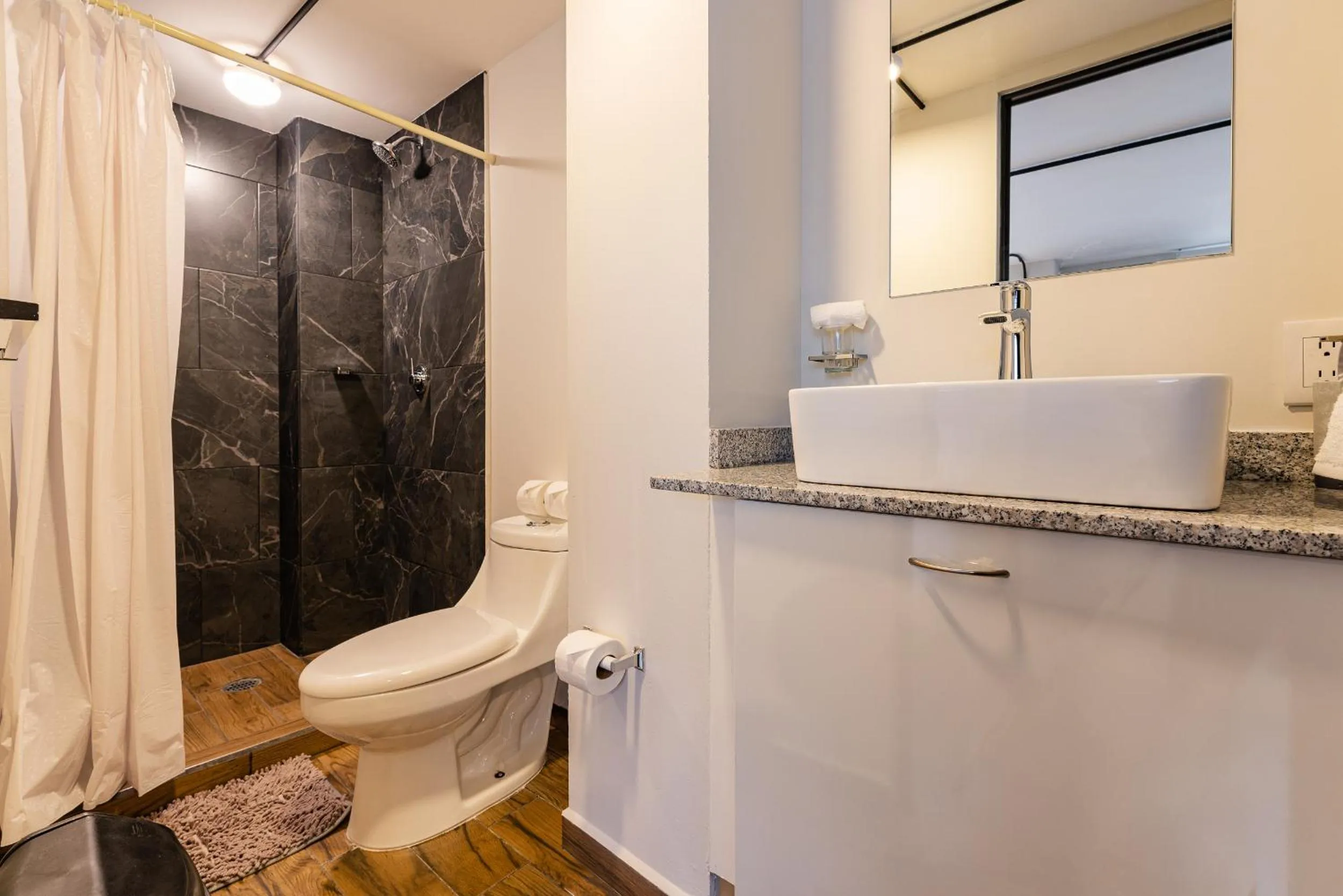 Shower in Condesa Lofts & Residence Hotel by VH