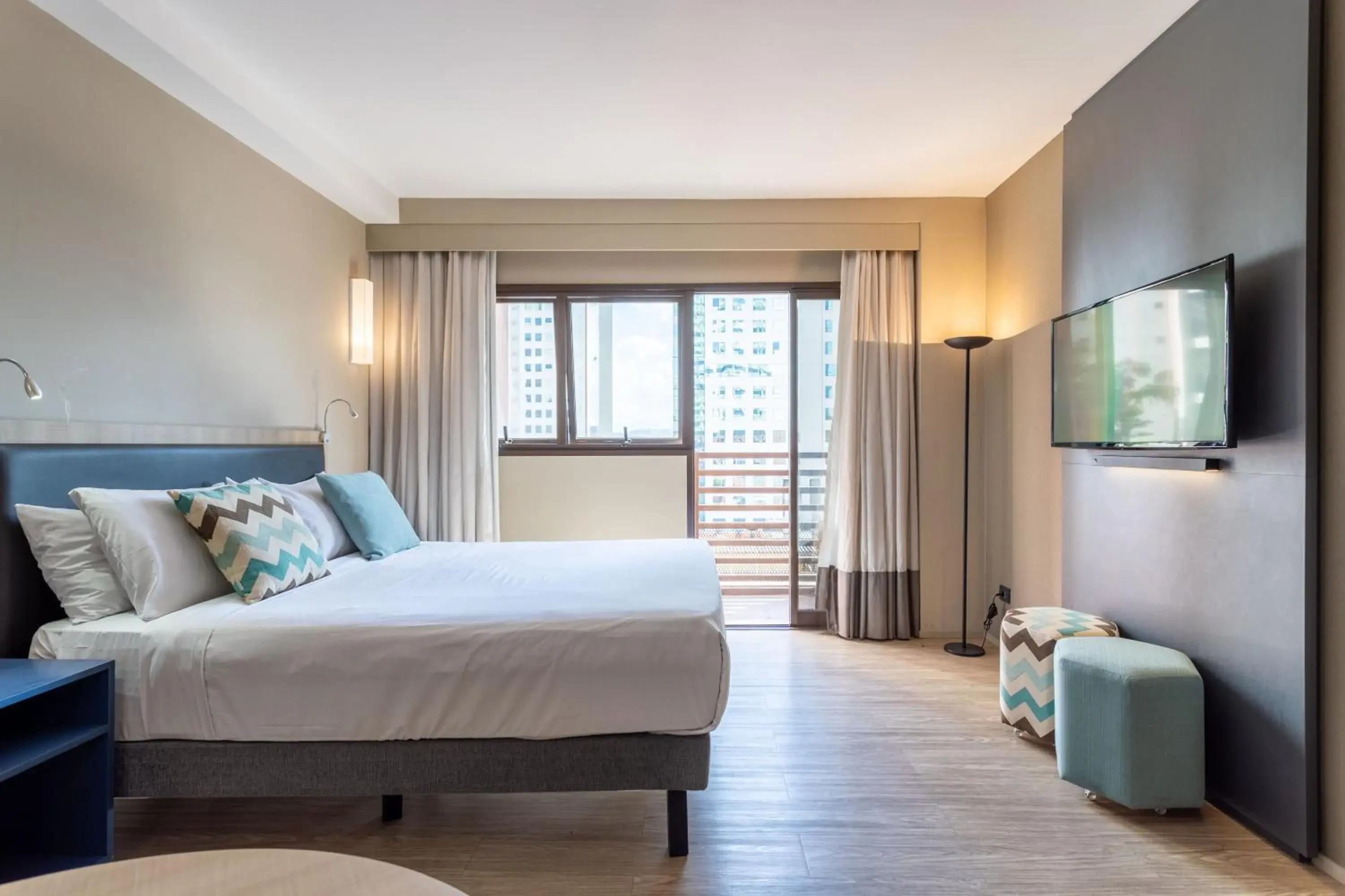 Studio Apartment in Charlie Alphaville Studio Apartment in Charlie Alphaville