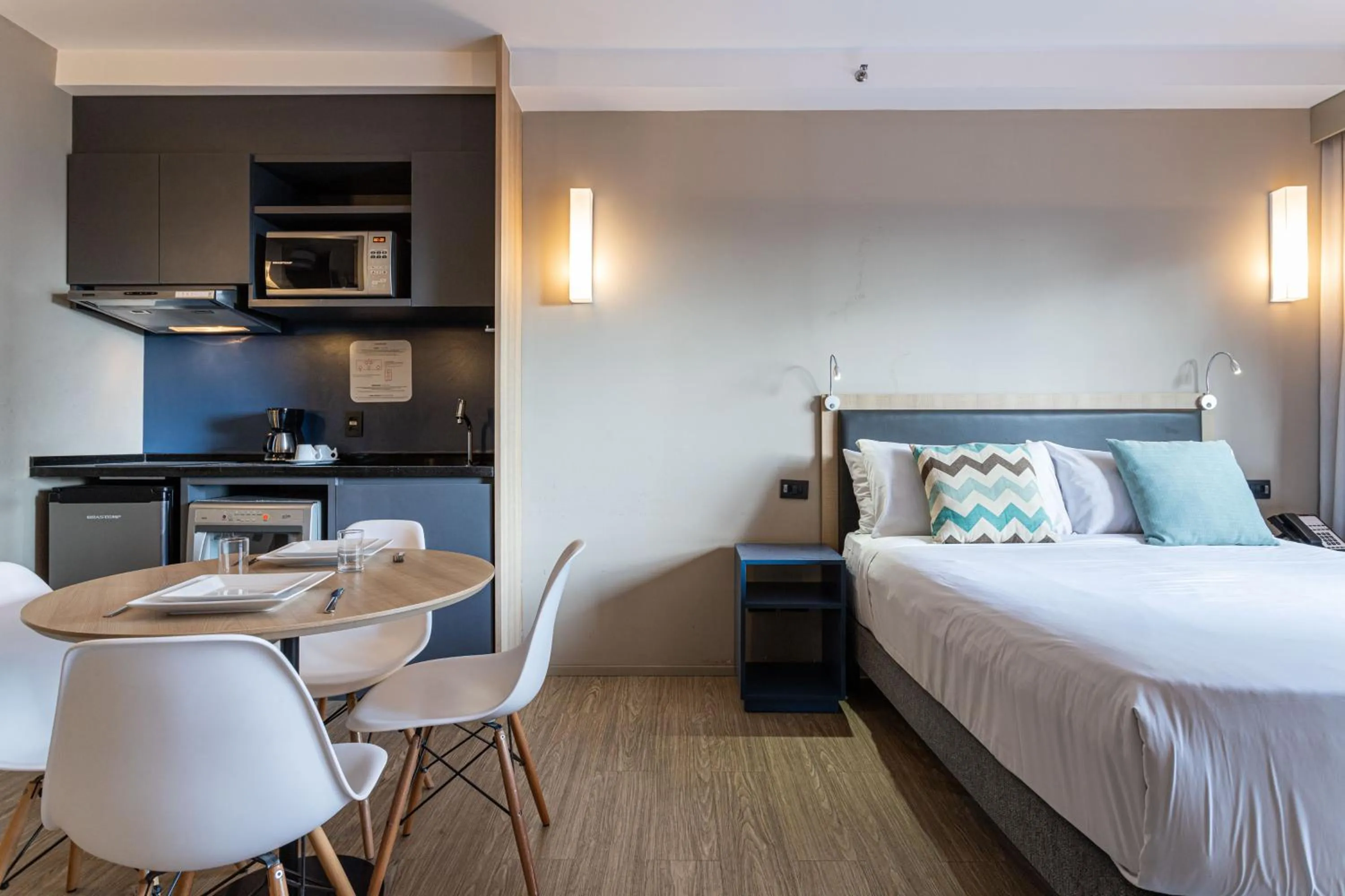 Bed in Charlie Alphaville