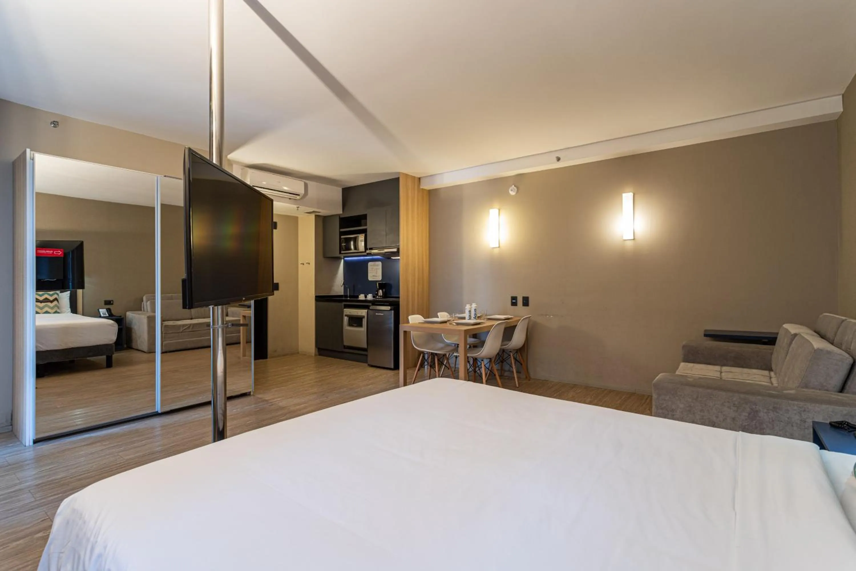 Bed in Charlie Alphaville