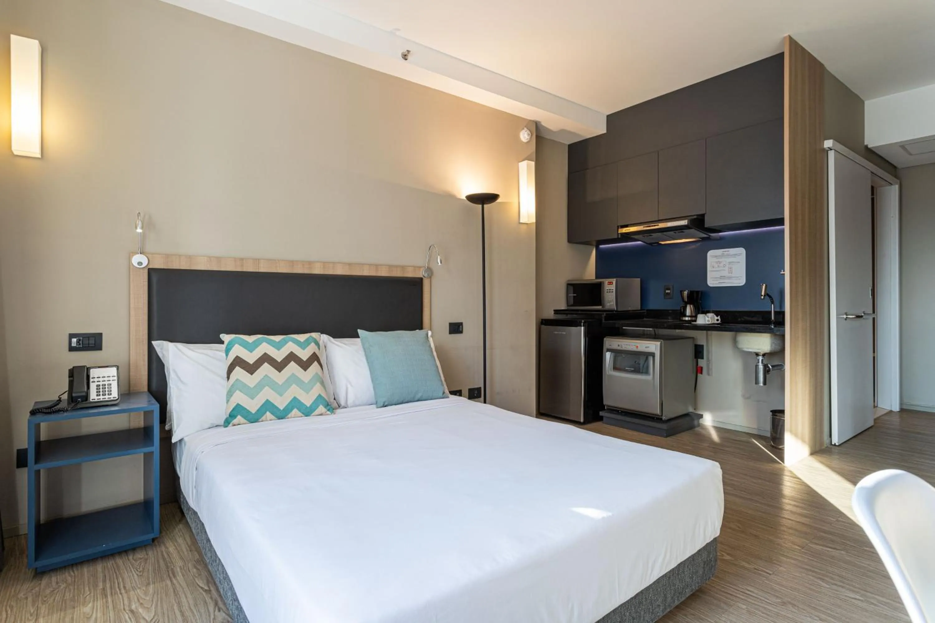 Bed in Charlie Alphaville