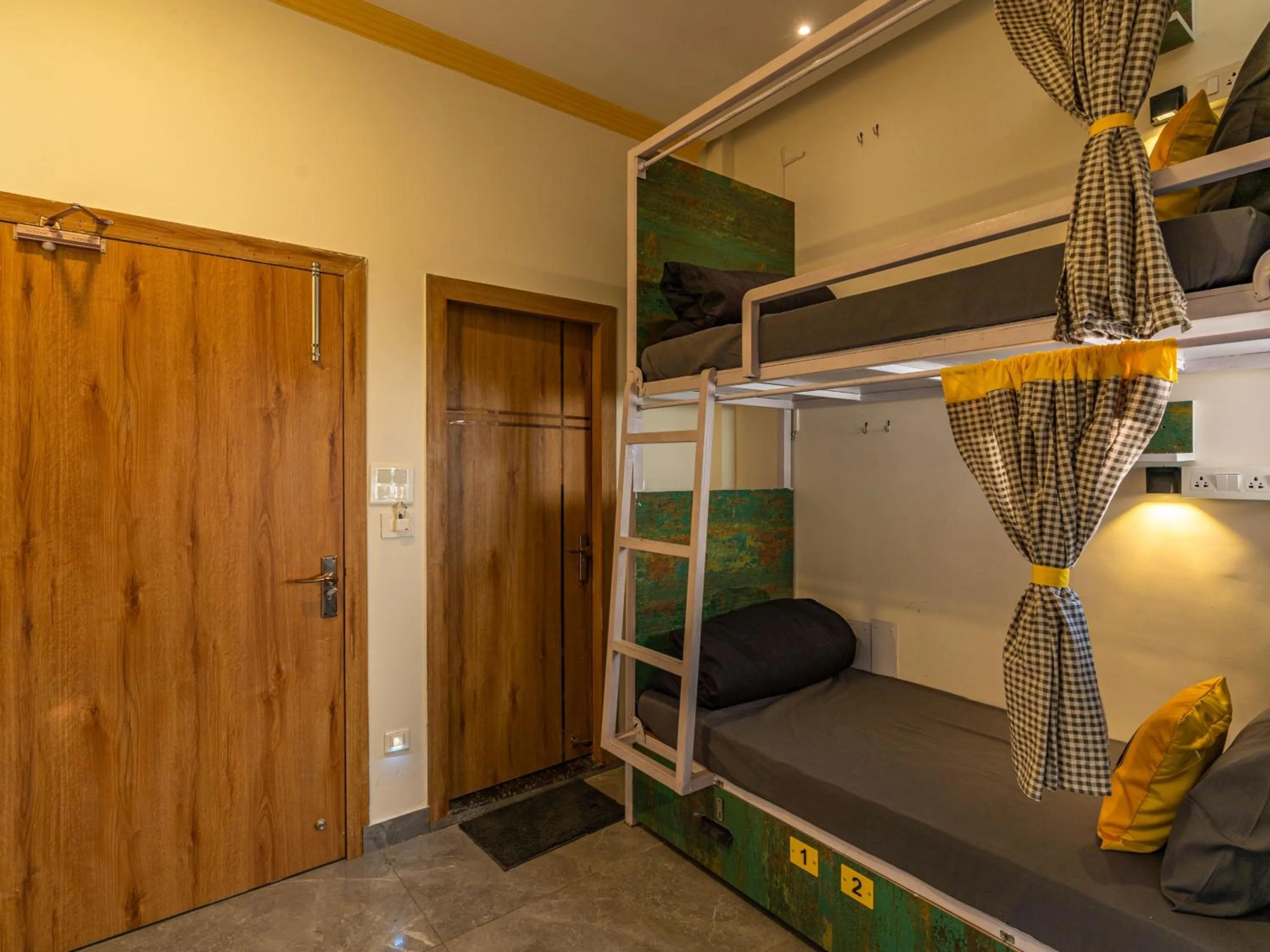 Bed in The Hosteller Rishikesh, Upper Tapovan