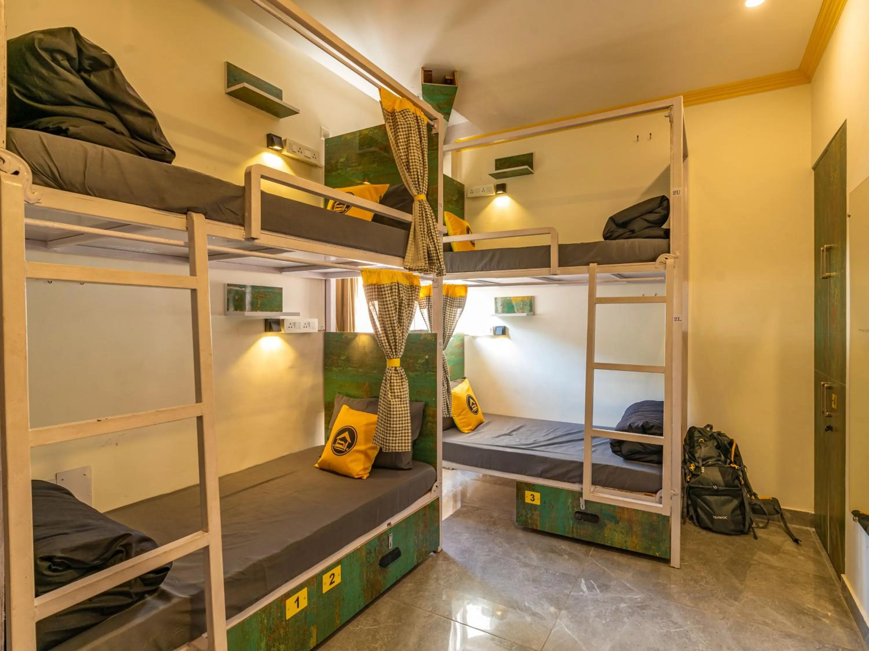 Bedroom, Bed in The Hosteller Rishikesh, Upper Tapovan