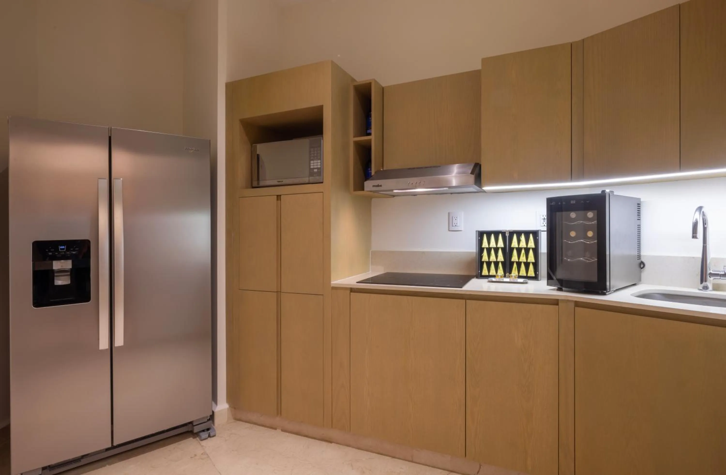 Kitchen or kitchenette in Royalton Splash Riviera Cancun, An Autograph Collection All-Inclusive Resort