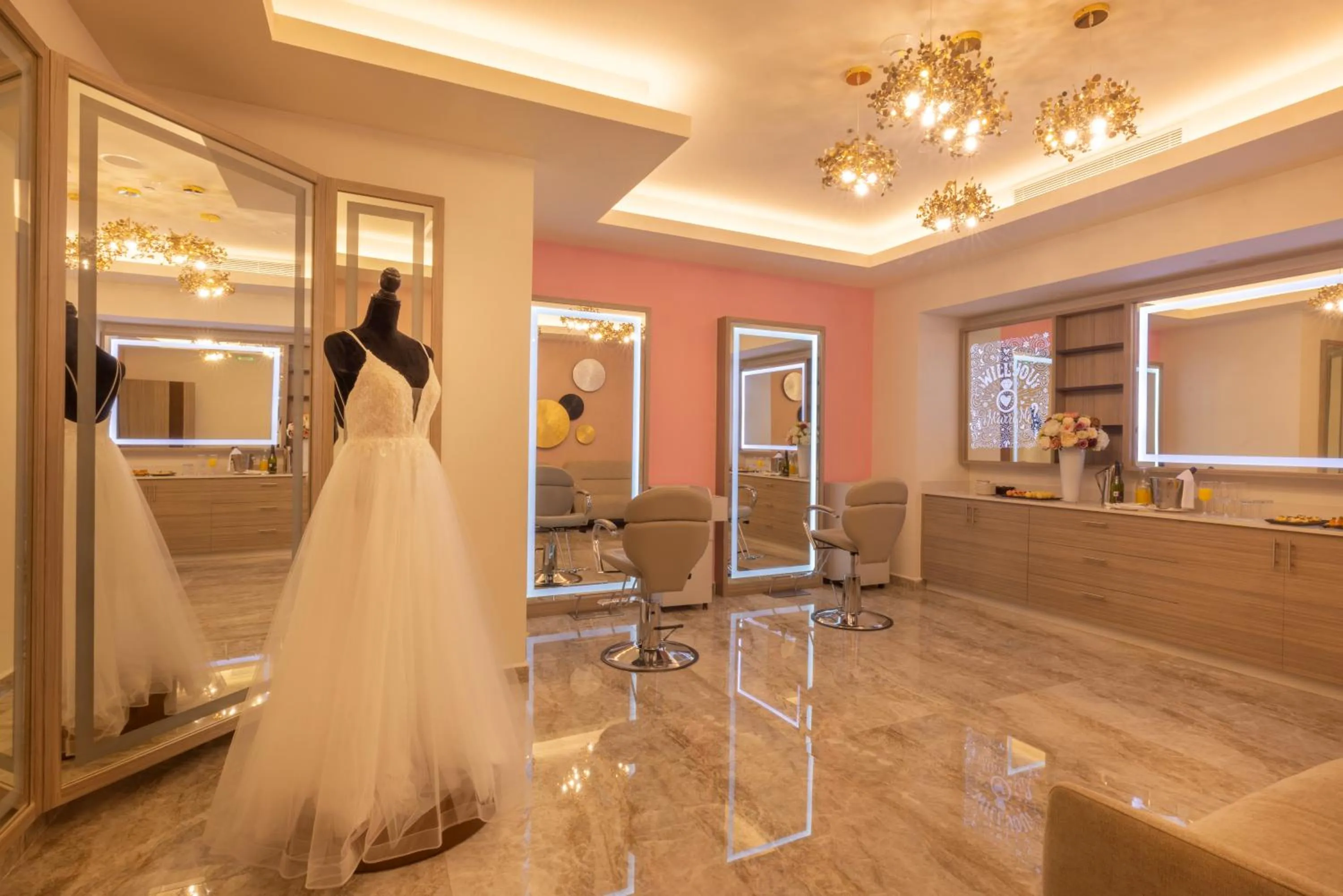 Spa and wellness centre/facilities in Royalton Splash Riviera Cancun, An Autograph Collection All-Inclusive Resort