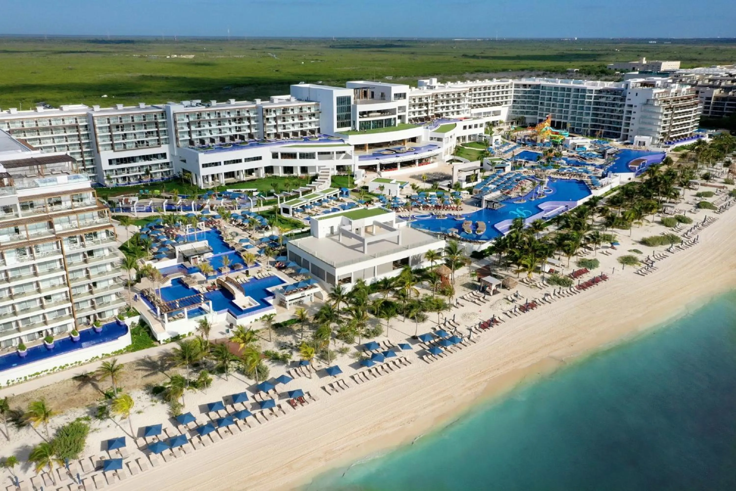 Property building in Royalton Splash Riviera Cancun, An Autograph Collection All-Inclusive Resort