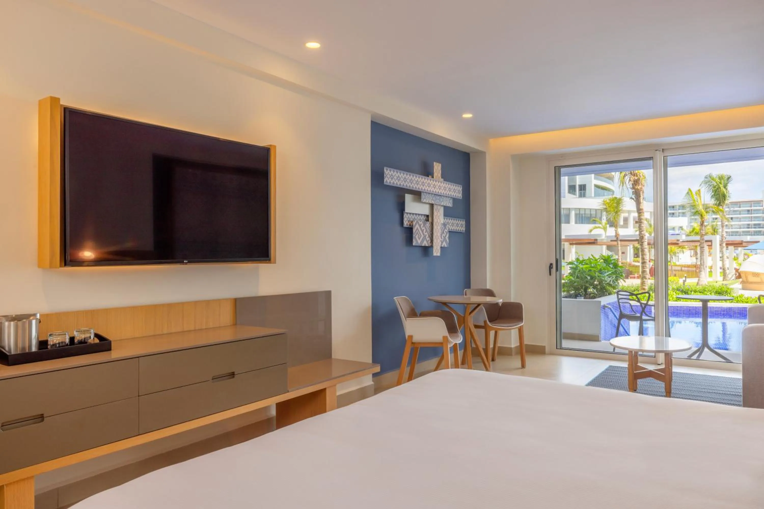 View (from property/room), Bed in Royalton Splash Riviera Cancun, An Autograph Collection All-Inclusive Resort