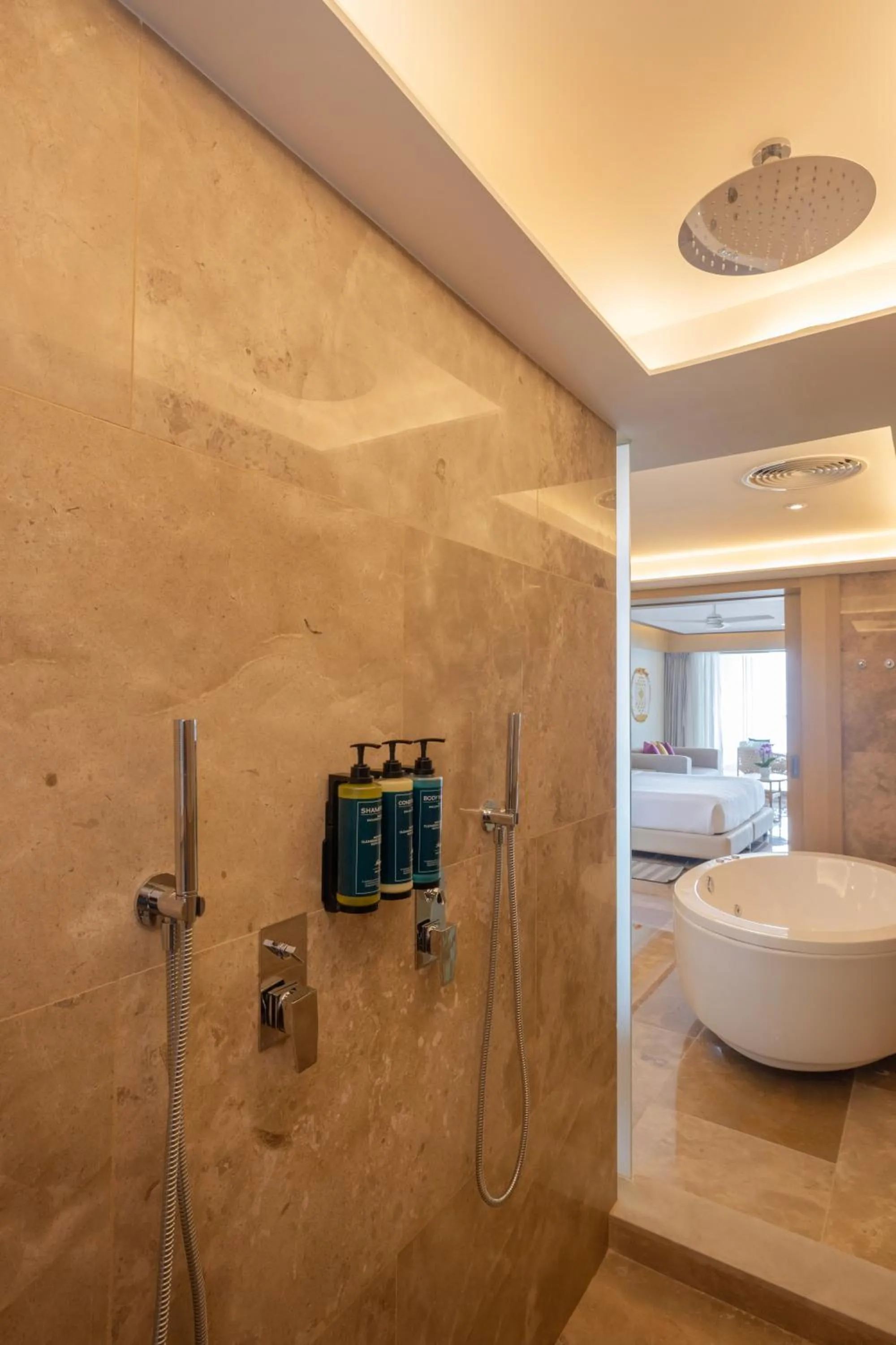 Bathroom in Royalton Splash Riviera Cancun, An Autograph Collection All-Inclusive Resort