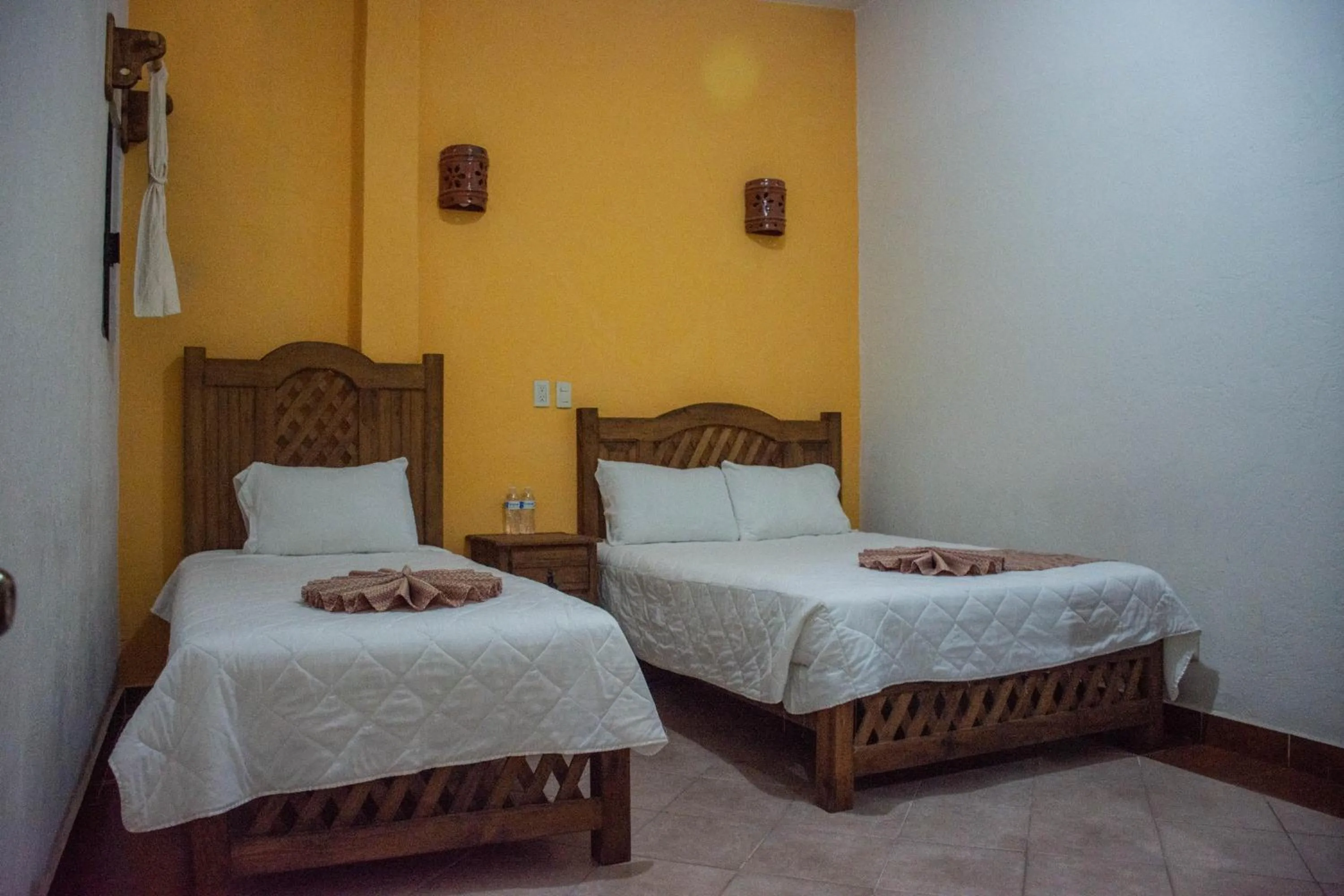Bed in Hotel Real del Carmen - Ideal para familias y parejas