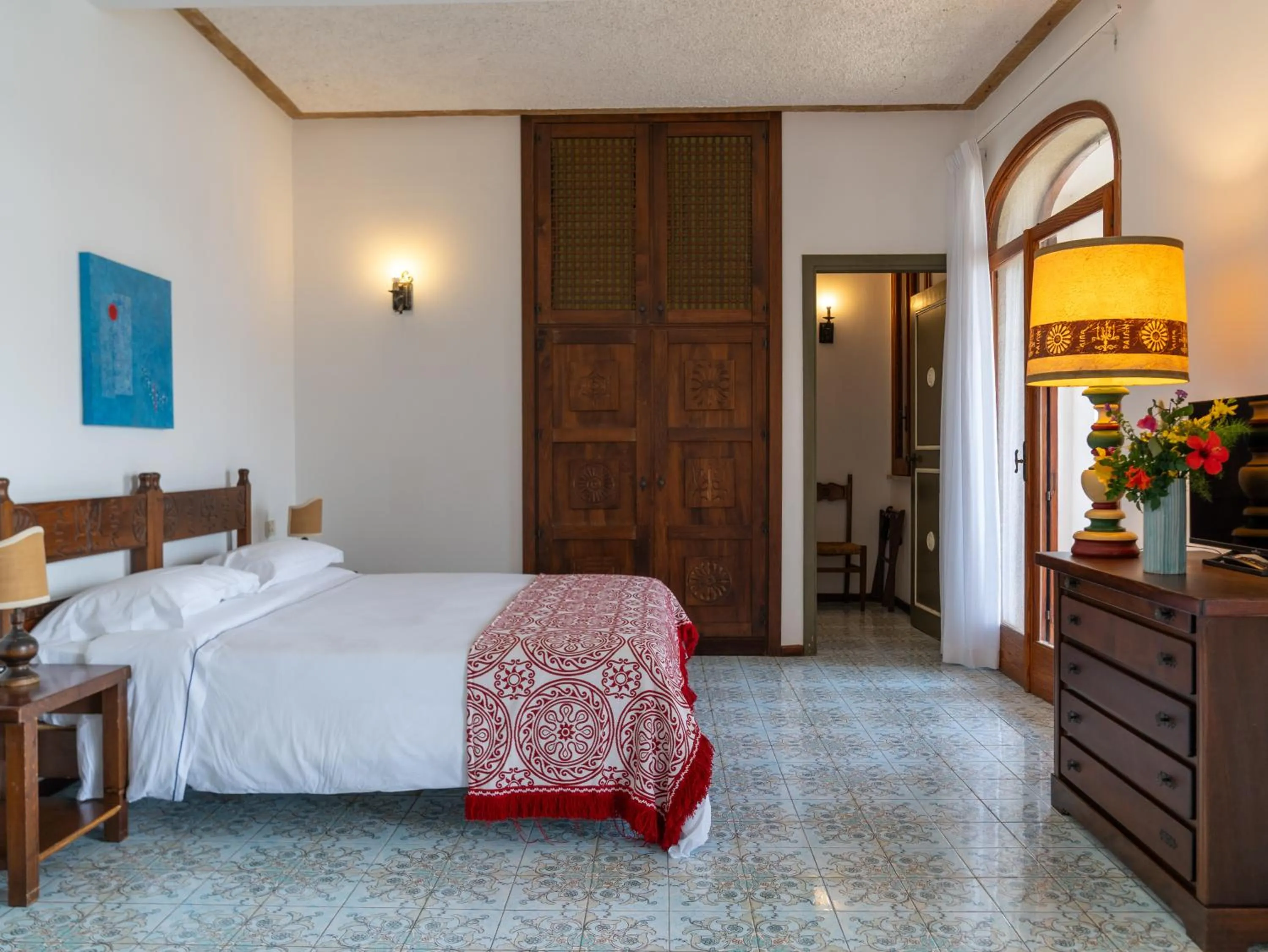 Property building, Bed in Hotel Carasco
