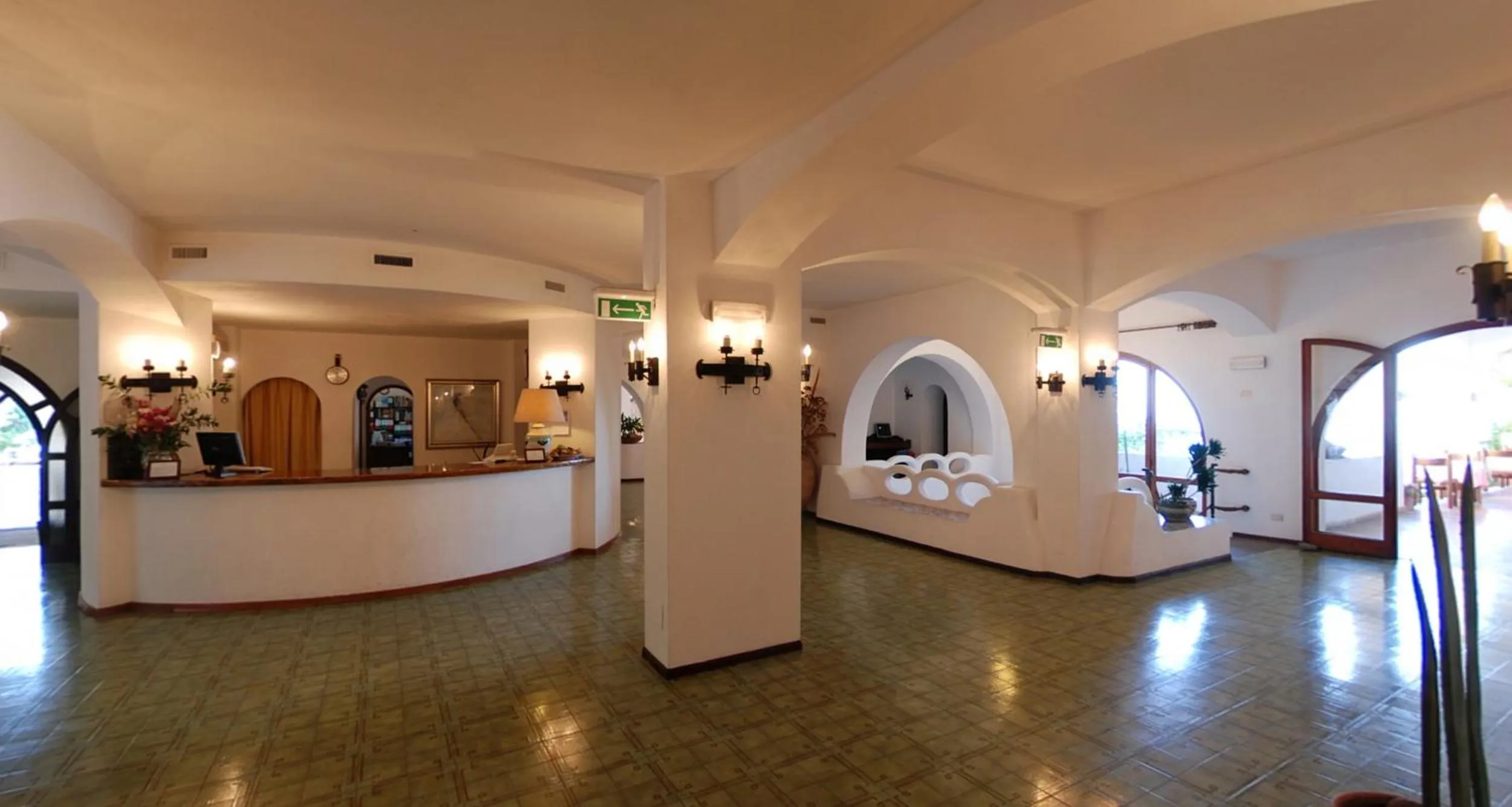 Day in Hotel Carasco