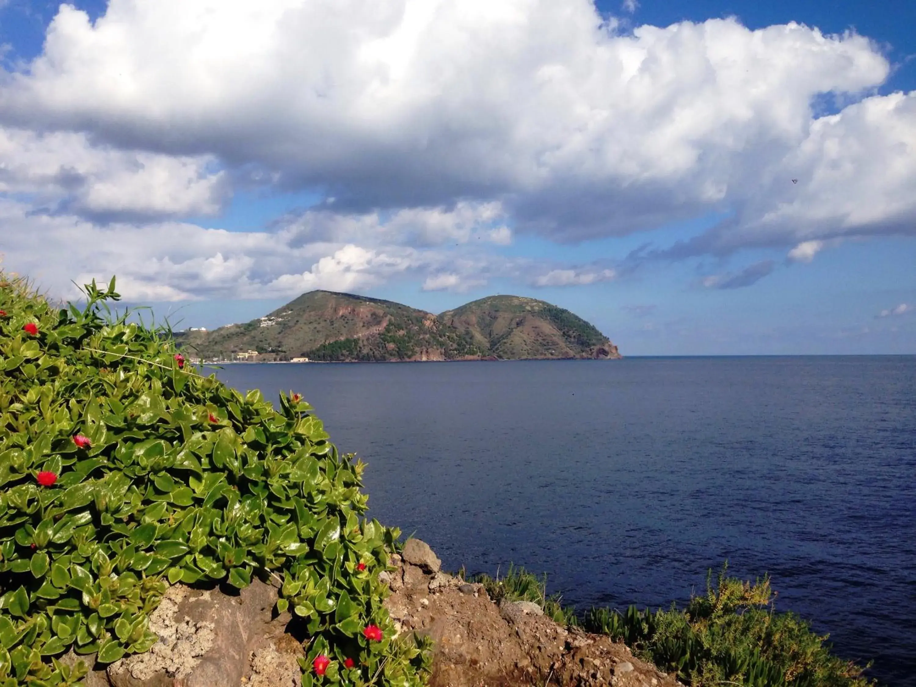Facade/entrance in Hotel Carasco Facade/entrance in Hotel Carasco