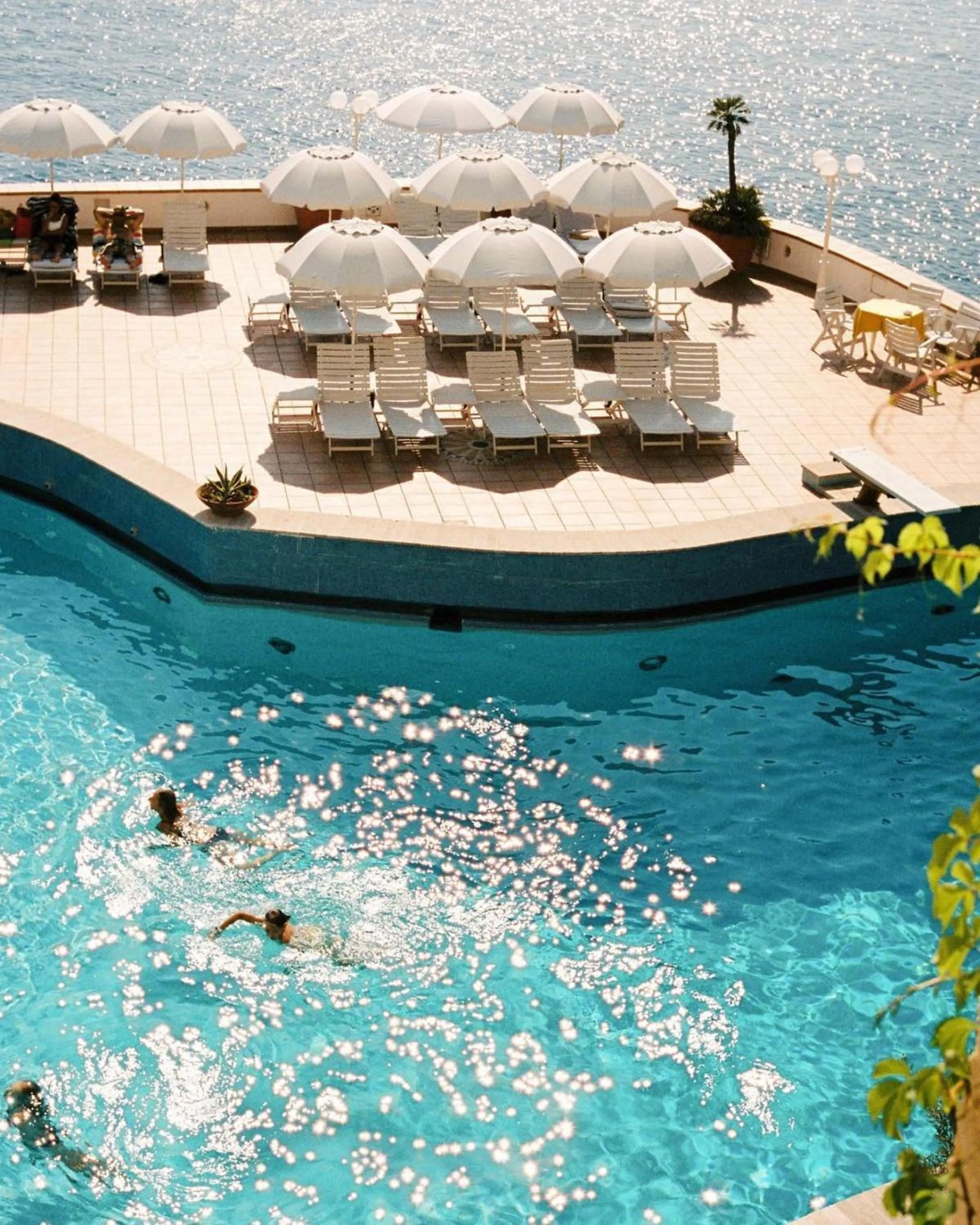 Day in Hotel Carasco