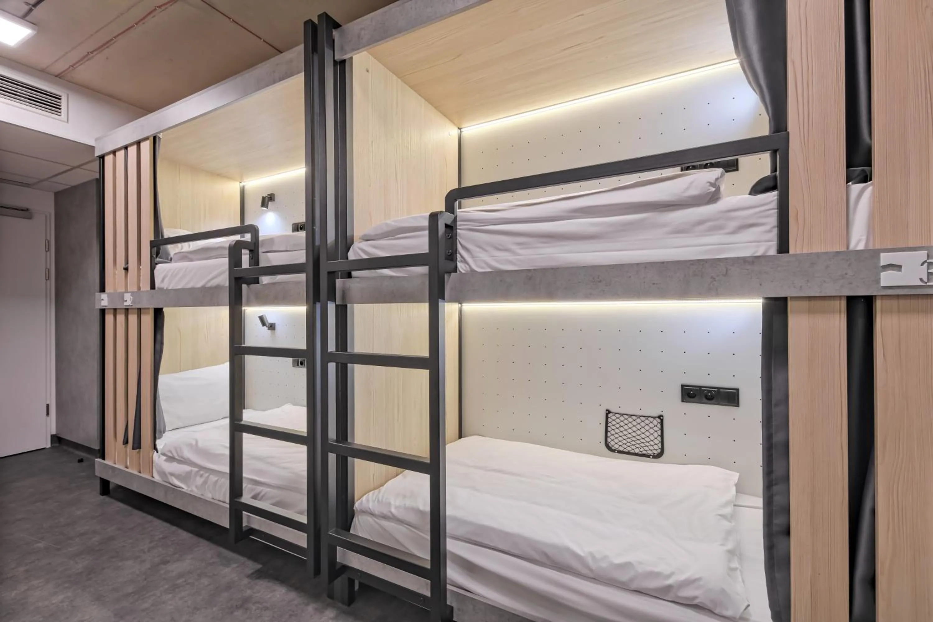 Bed in Easy One Premium Art