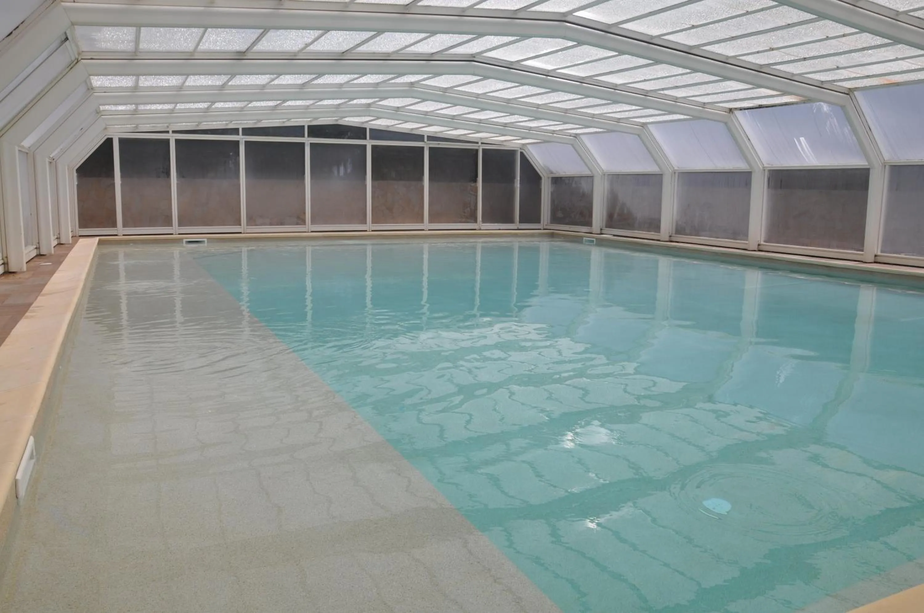 Swimming pool in Palm Village