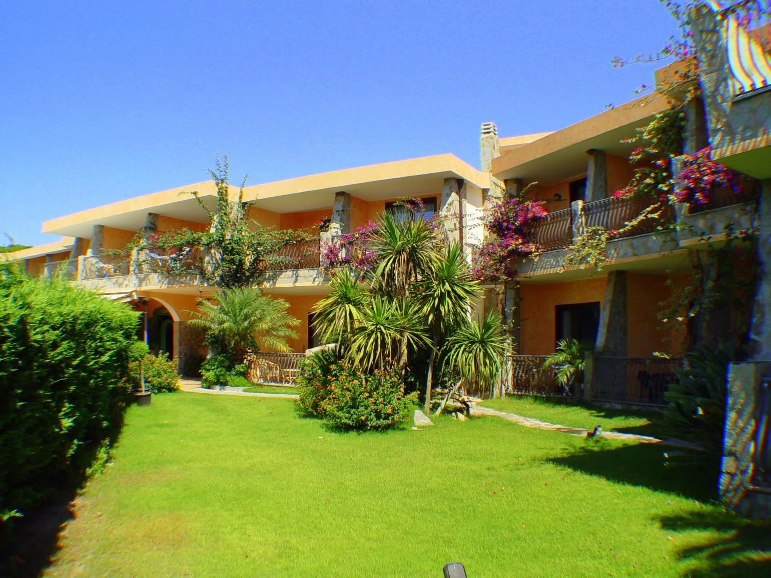 Garden in Palm Village