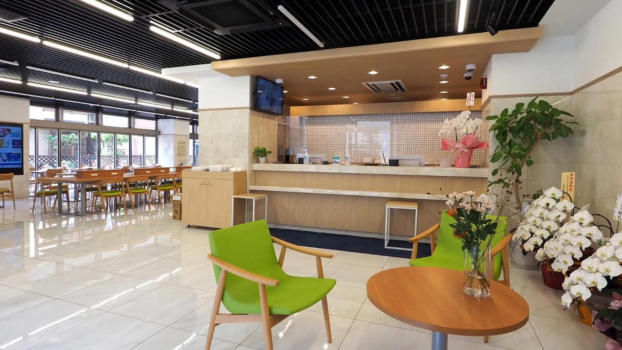 Lobby or reception in Toyoko Inn Iseshi Eki