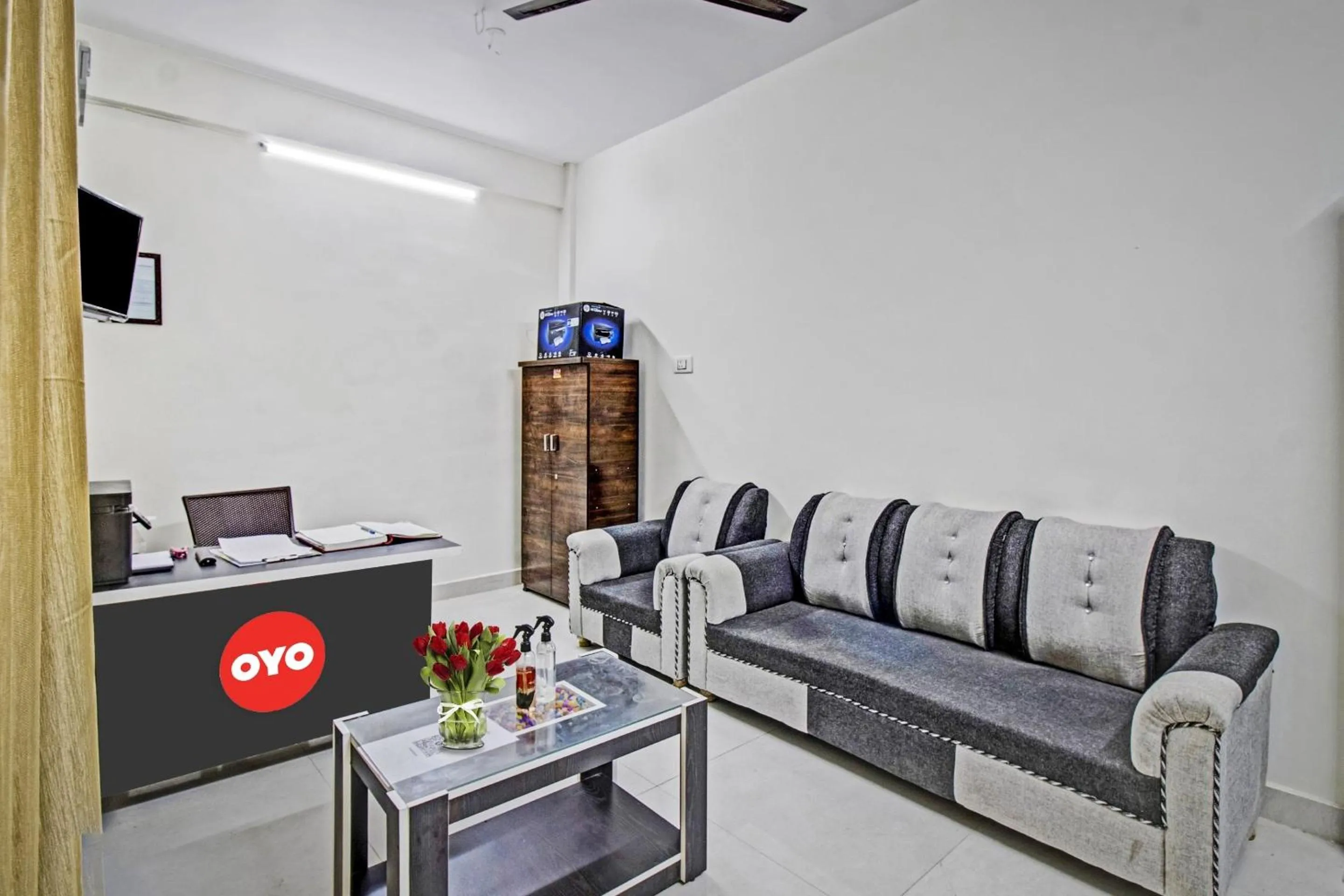 Lobby or reception in Hotel O Pritesh Grand