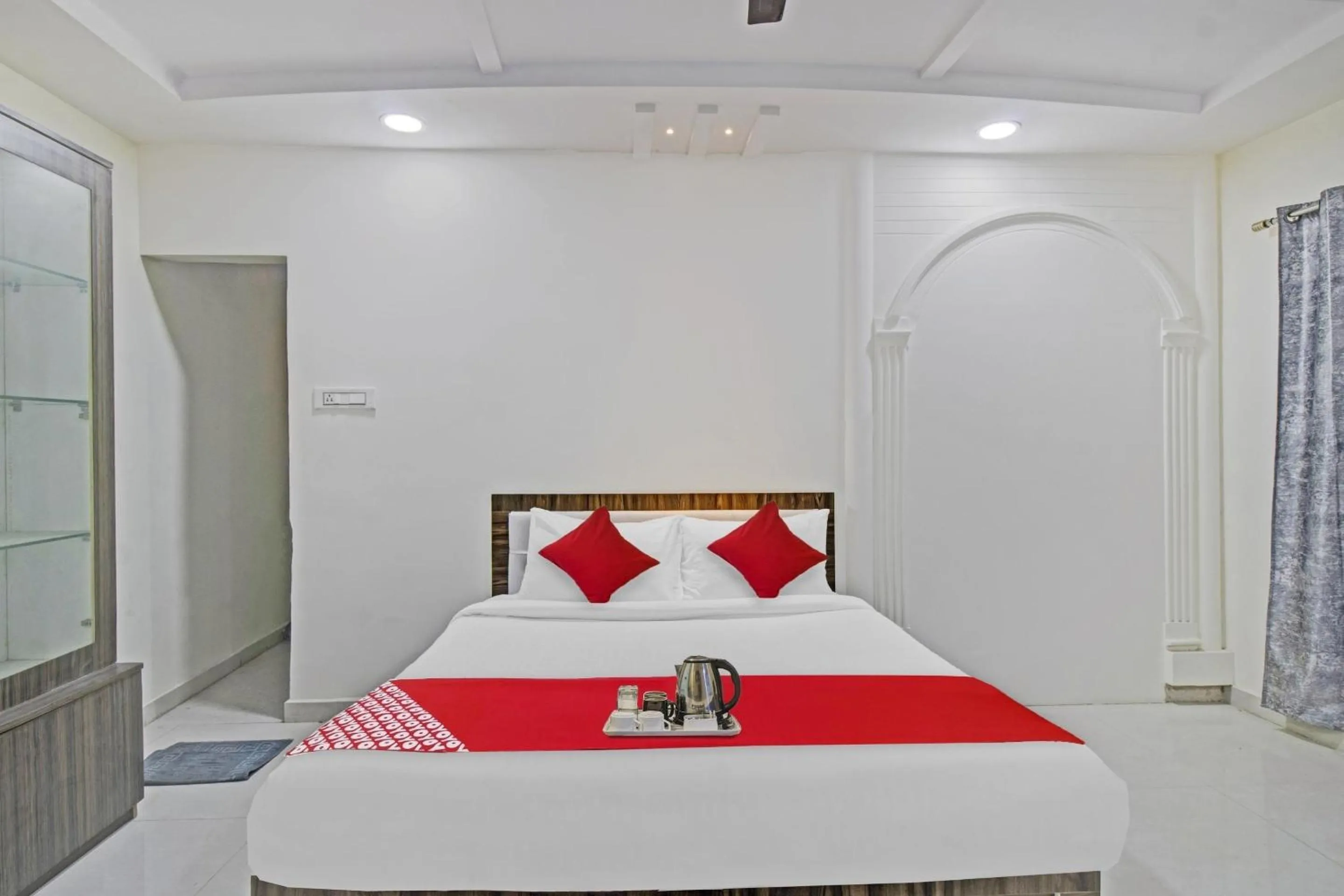 Bedroom, Bed in Hotel O Pritesh Grand