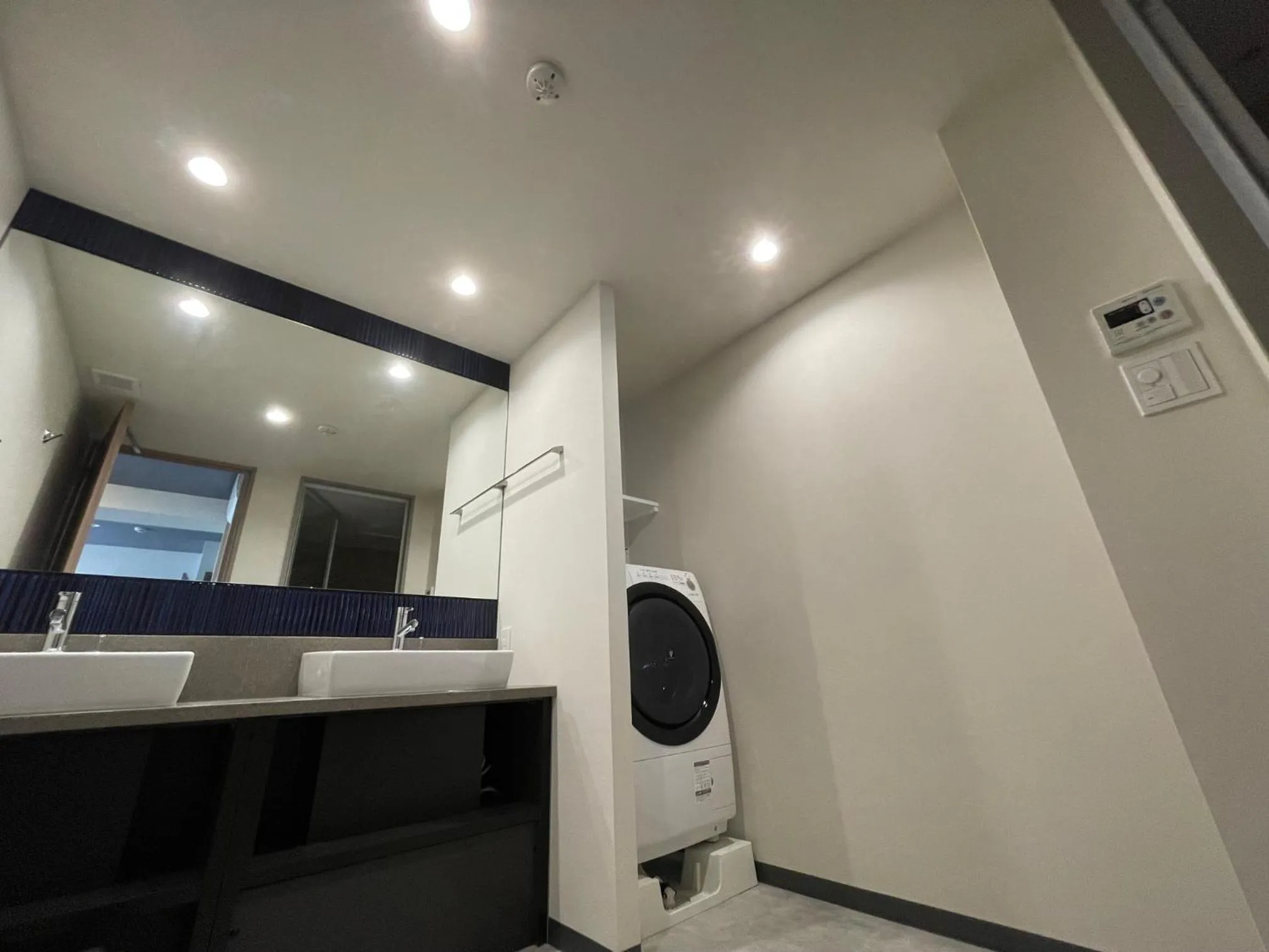 washing machine in KOKO HOTEL Residence Asakusa Kappabashi